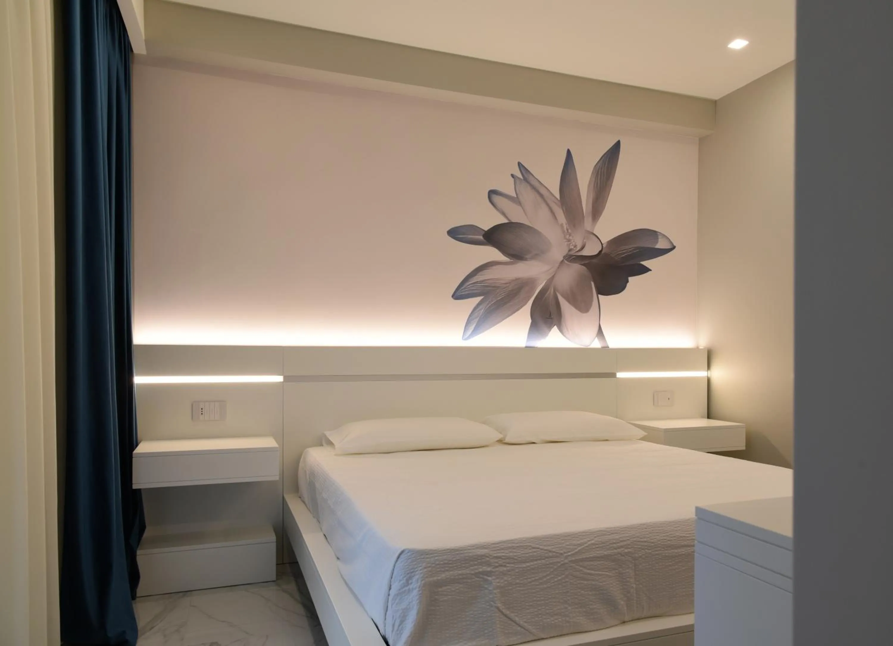 Bedroom, Bed in DEMSI Palace Hotel & Restaurant