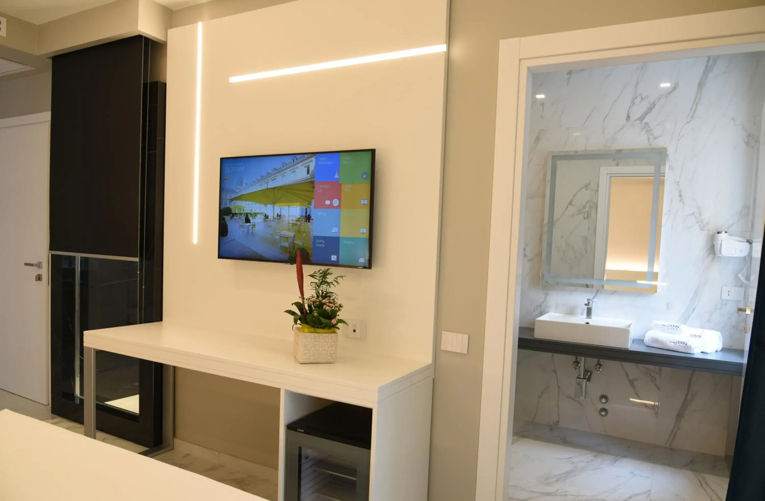 Standard Double Room in DEMSI Palace Hotel & Restaurant Standard Double Room in DEMSI Palace Hotel & Restaurant