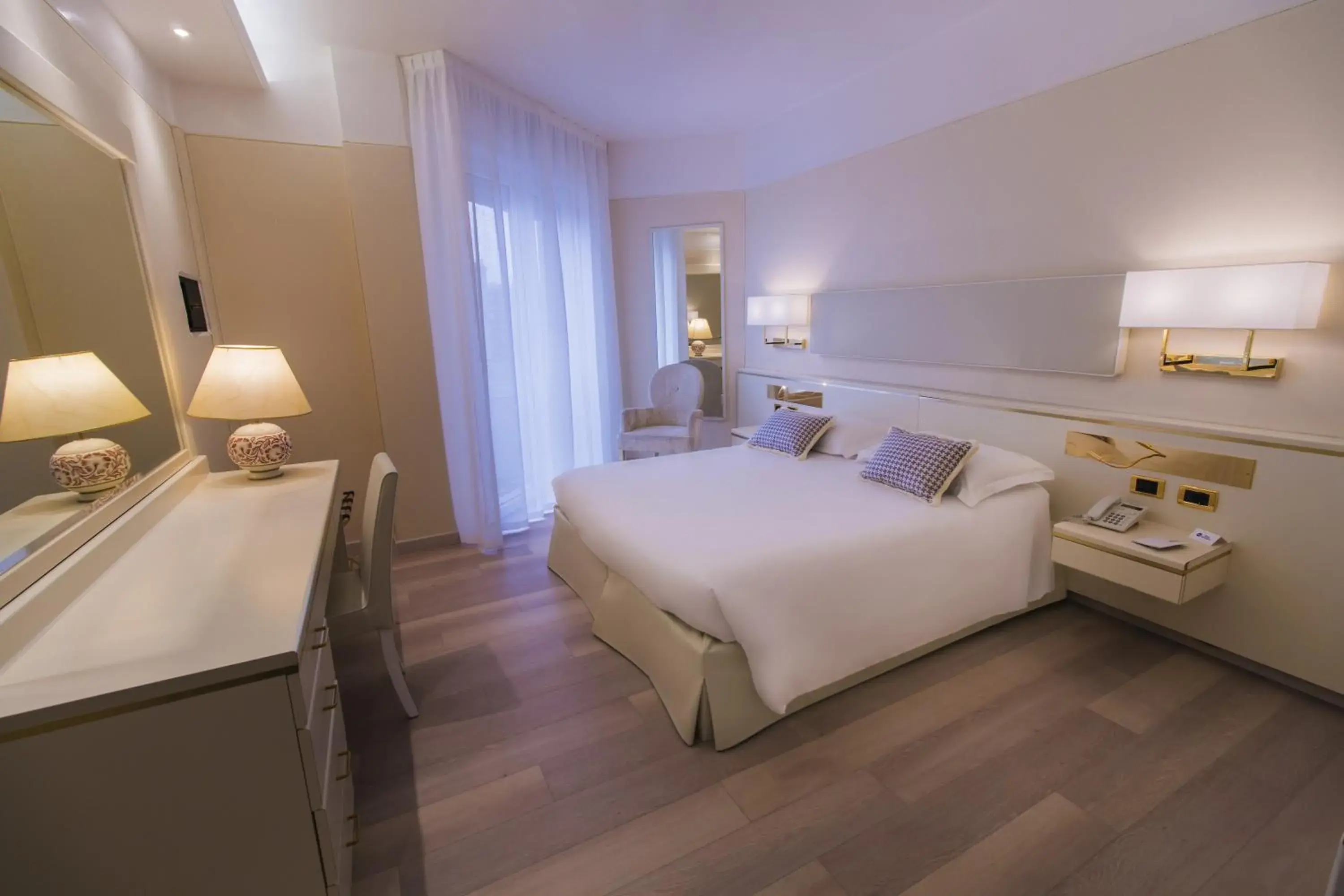 Sea view, Bed in Hotel Bristol Sea view, Bed in Hotel Bristol