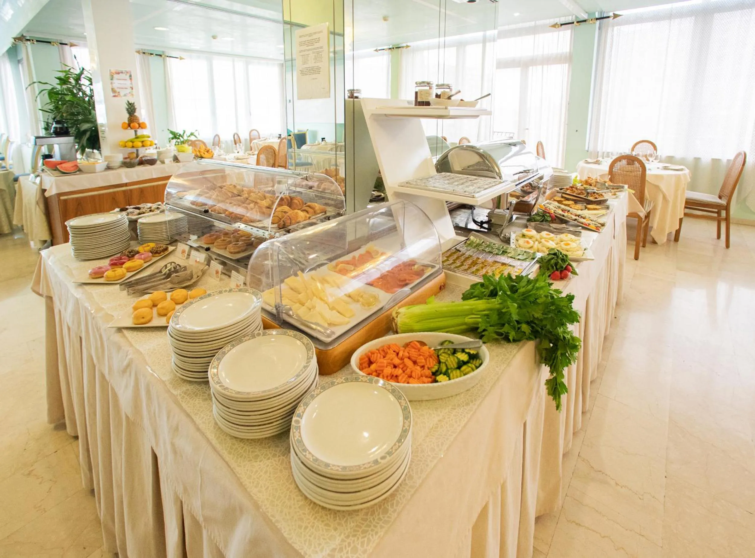 Food and drinks in Hotel Bristol