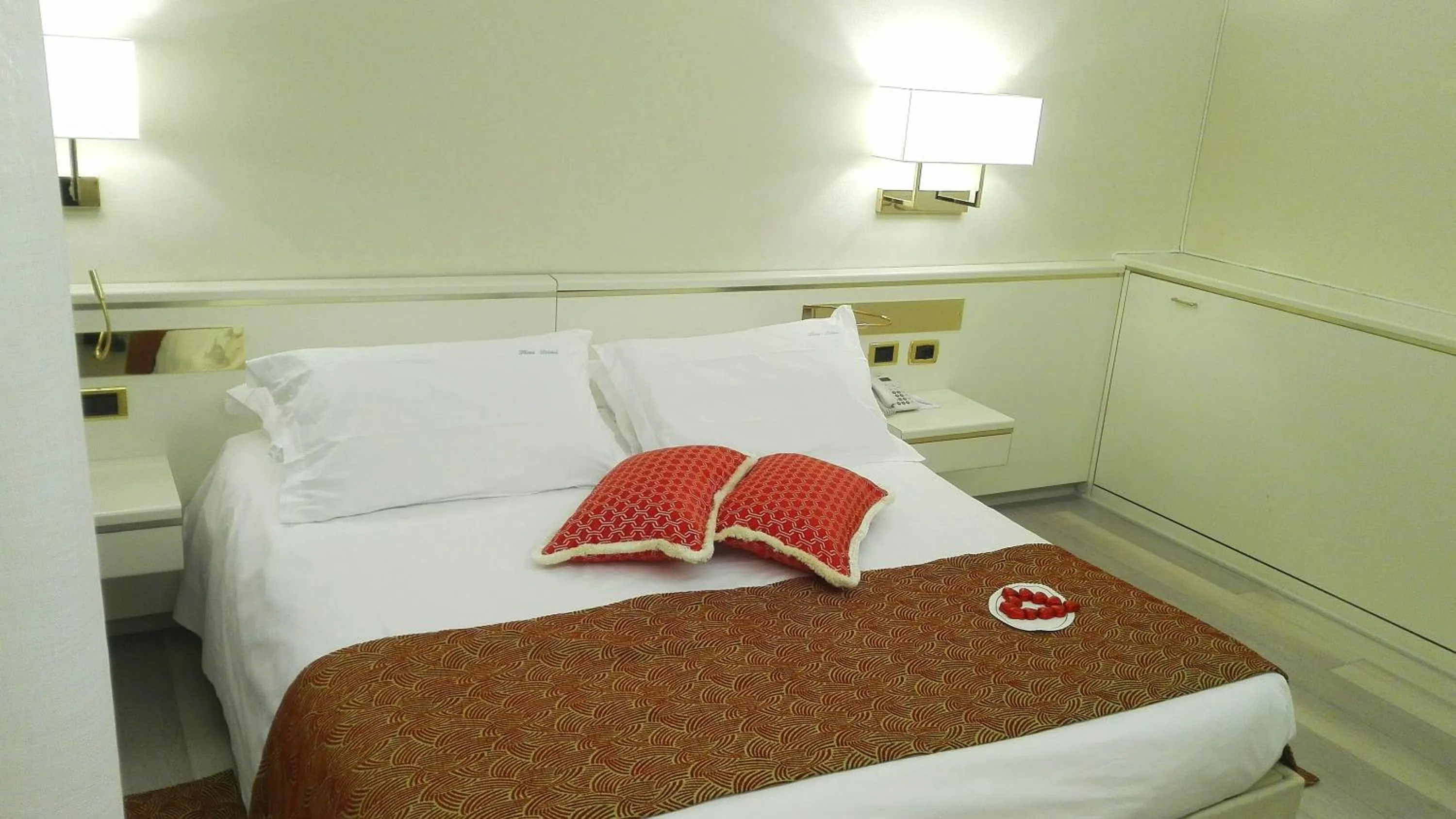 Bedroom, Bed in Hotel Bristol