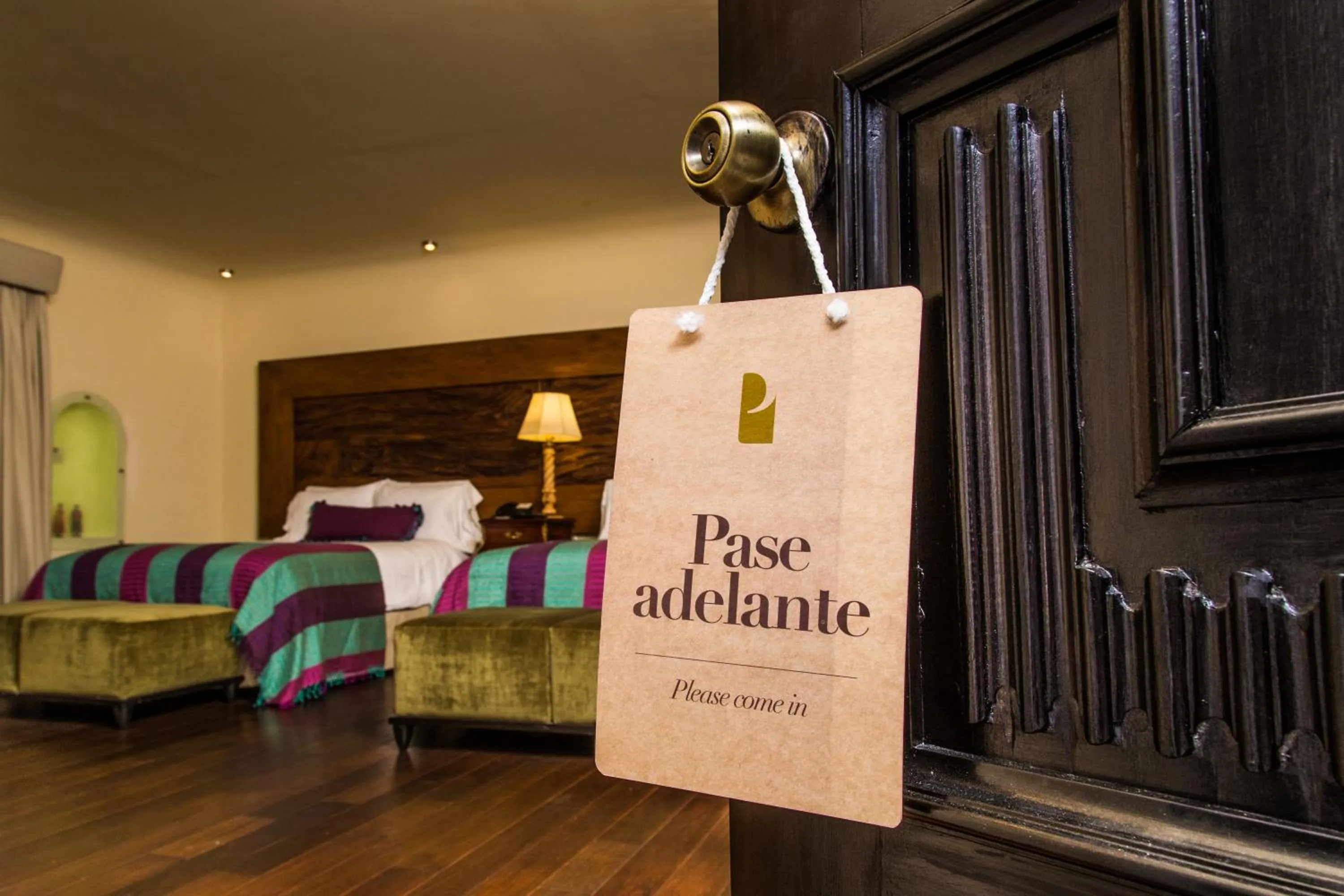 Logo/Certificate/Sign, Bed in Pensativo House Hotel