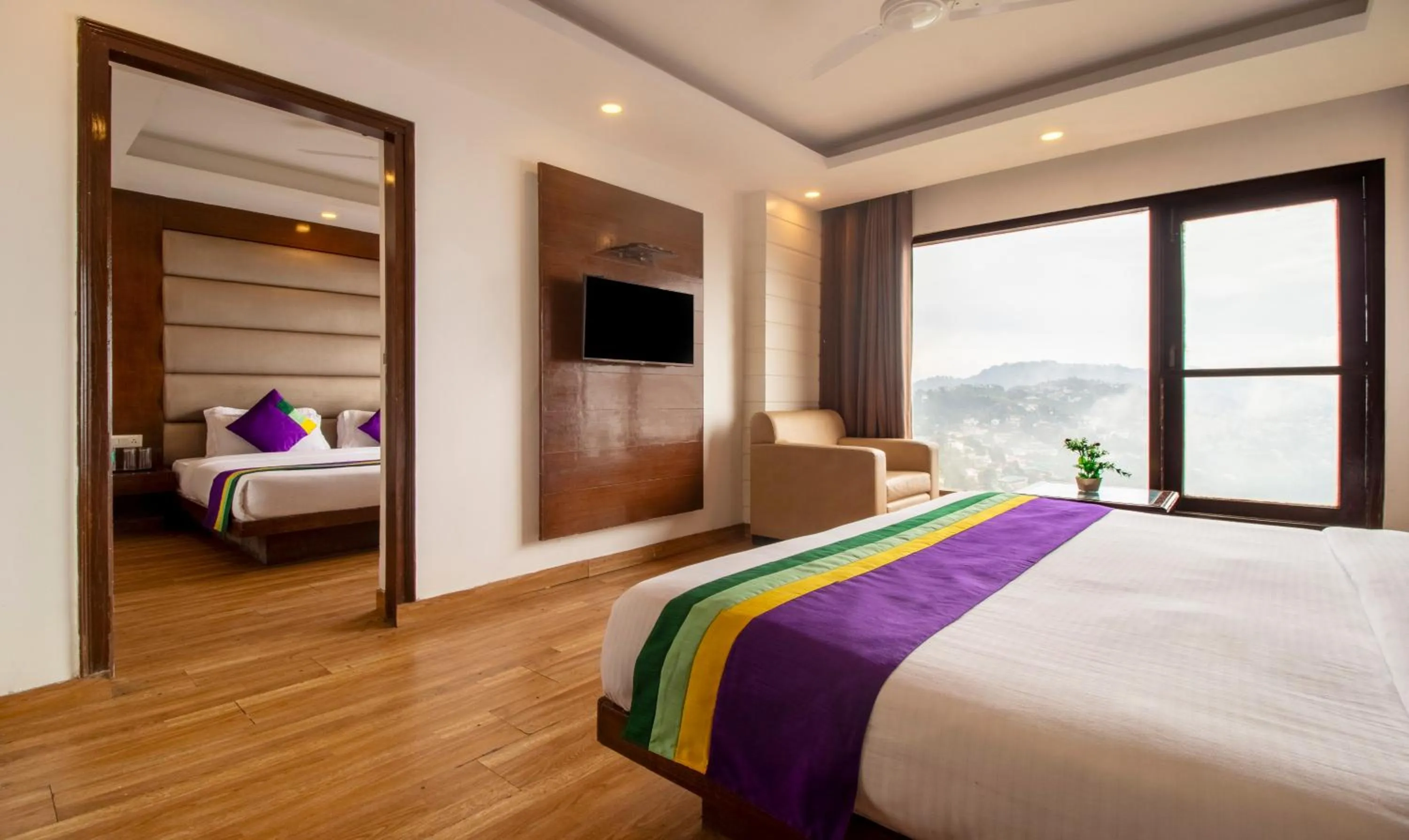 Bedroom, Bed in Treebo Premium Queens Of Hills Near Mall Road Area