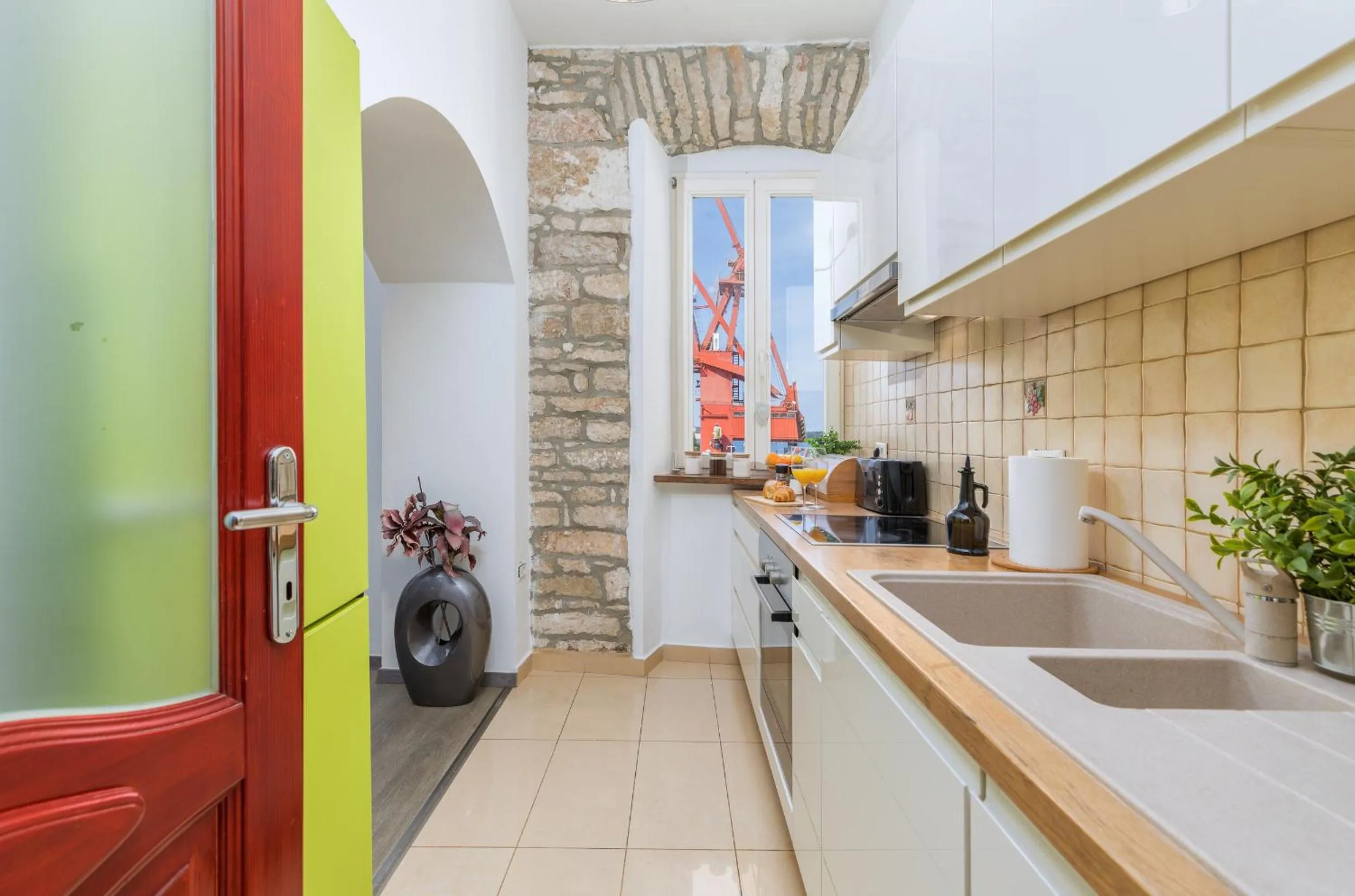 Communal kitchen in Apartment Augusto - Sea view