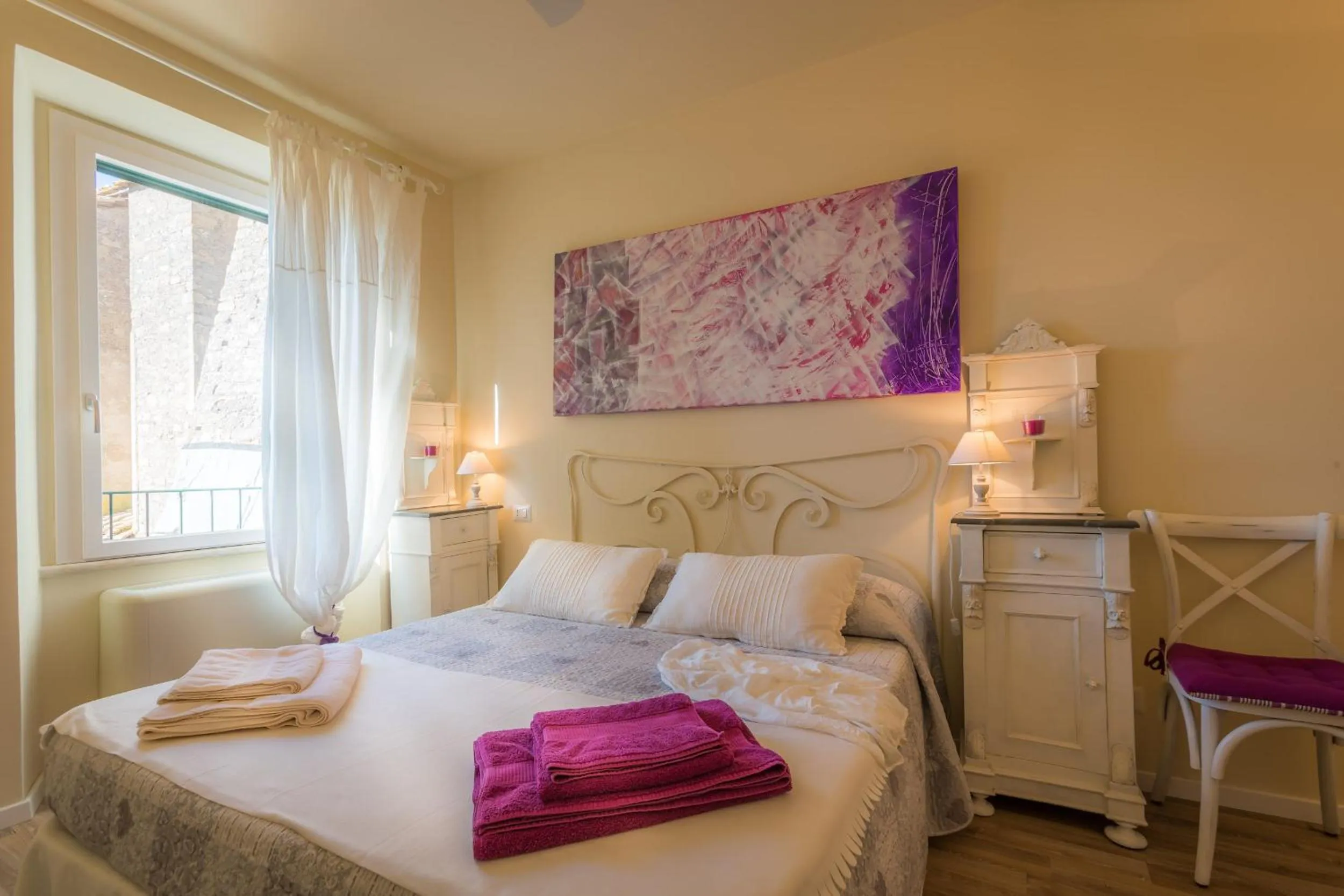 Photo of the whole room, Bed in Viterbo Antica - centro storico