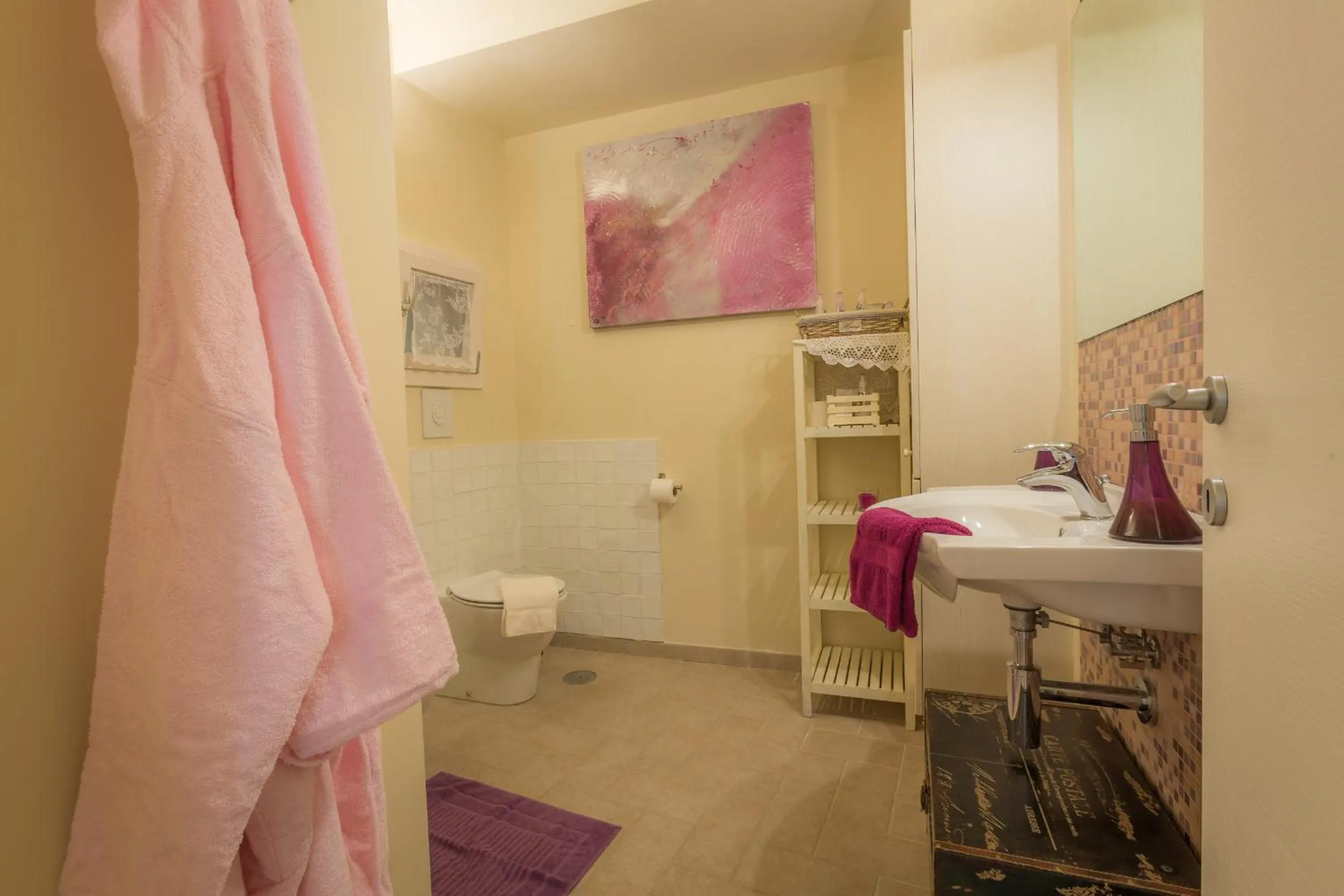 Bathroom in Viterbo Antica - centro storico