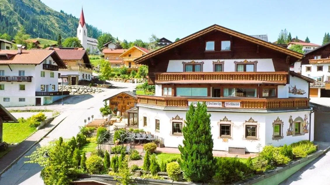 Hotel Edelweiẞ garni - b&b