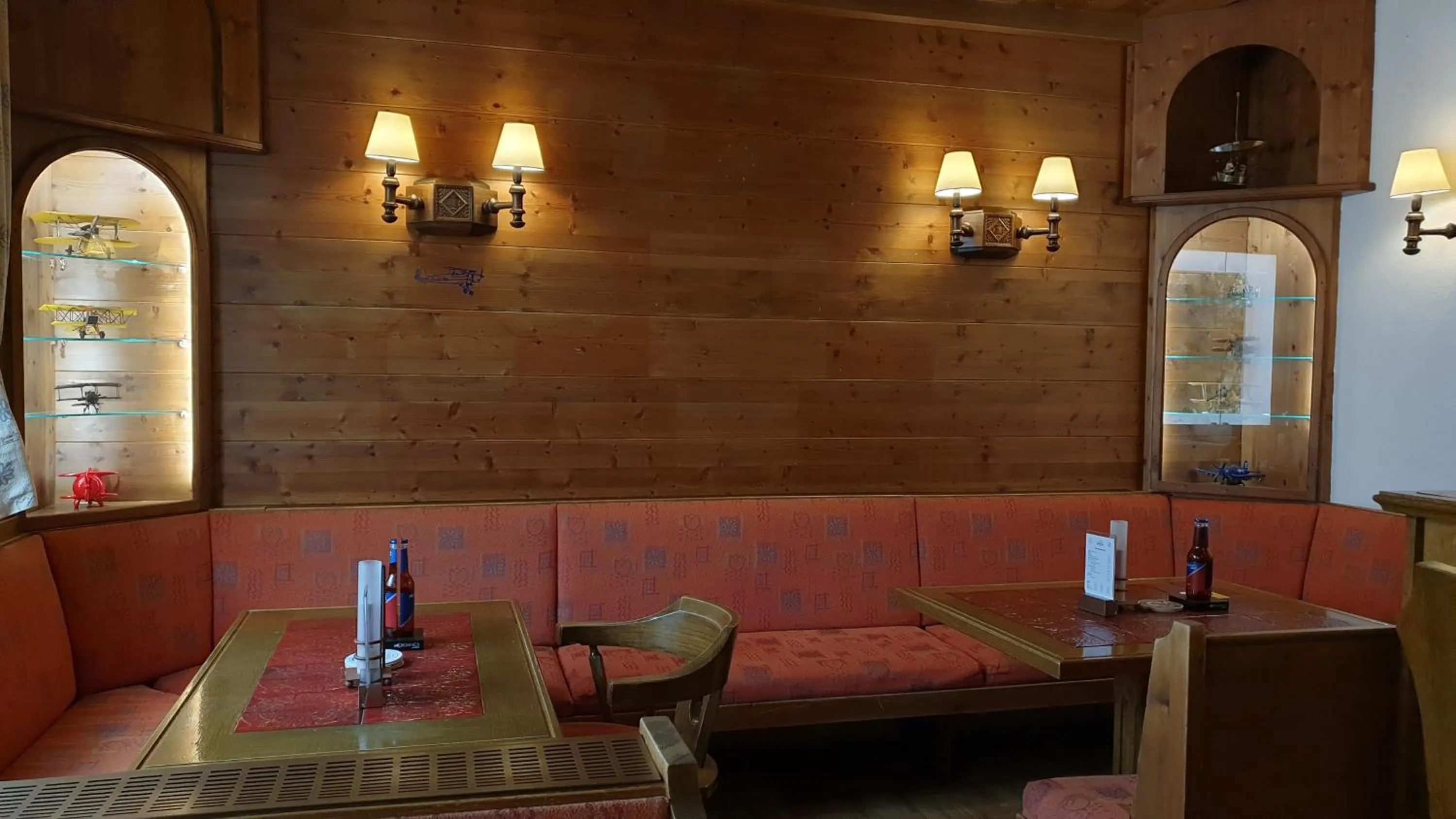 Lounge or bar in Hotel Edelweiẞ garni - b&b