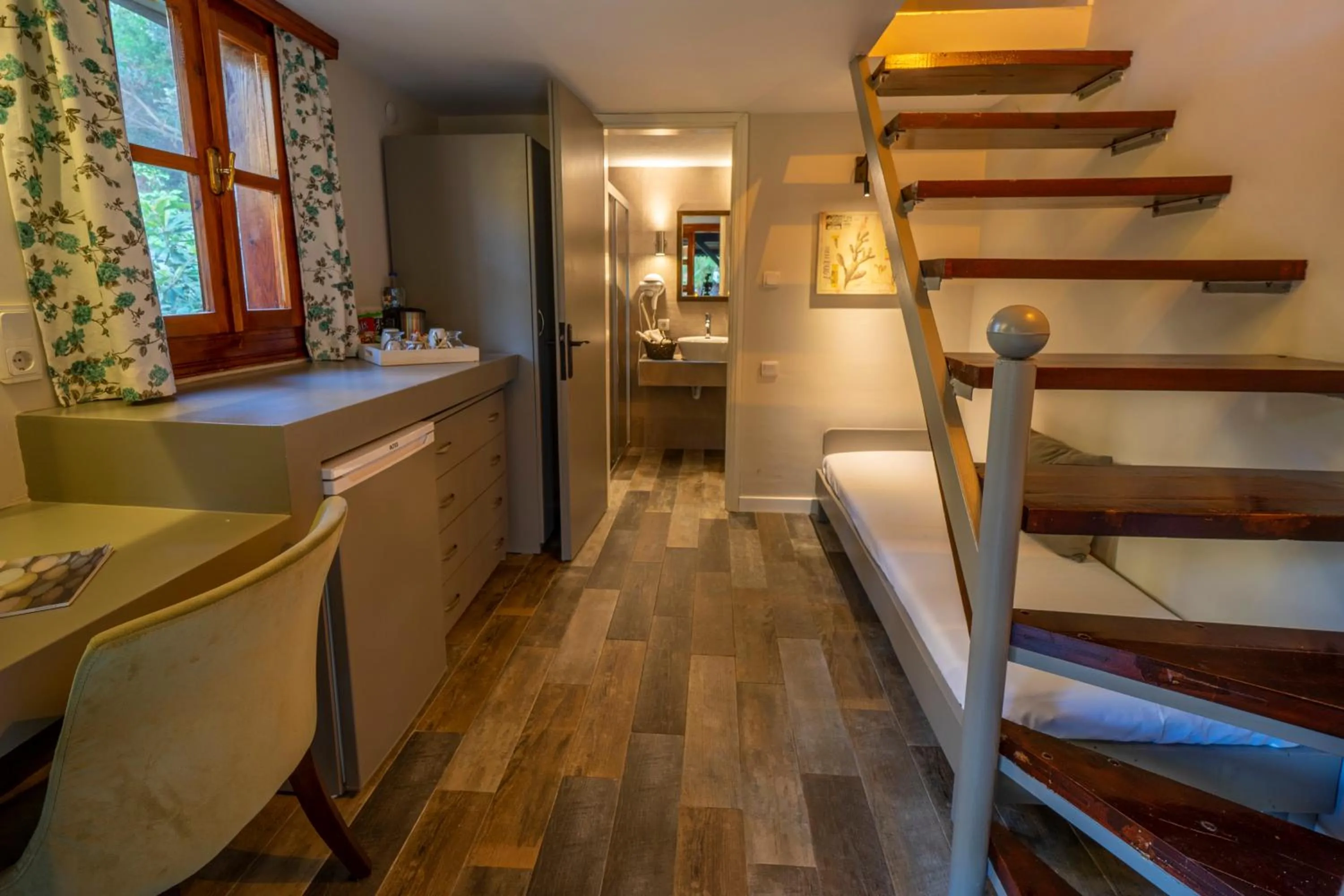 Seating area in Selimhan Otel