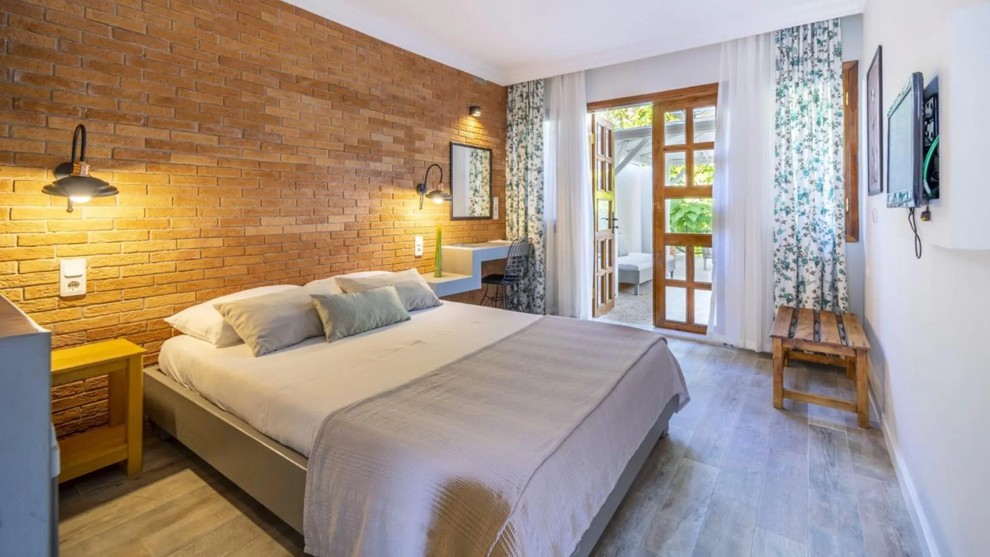 Photo of the whole room in Selimhan Otel