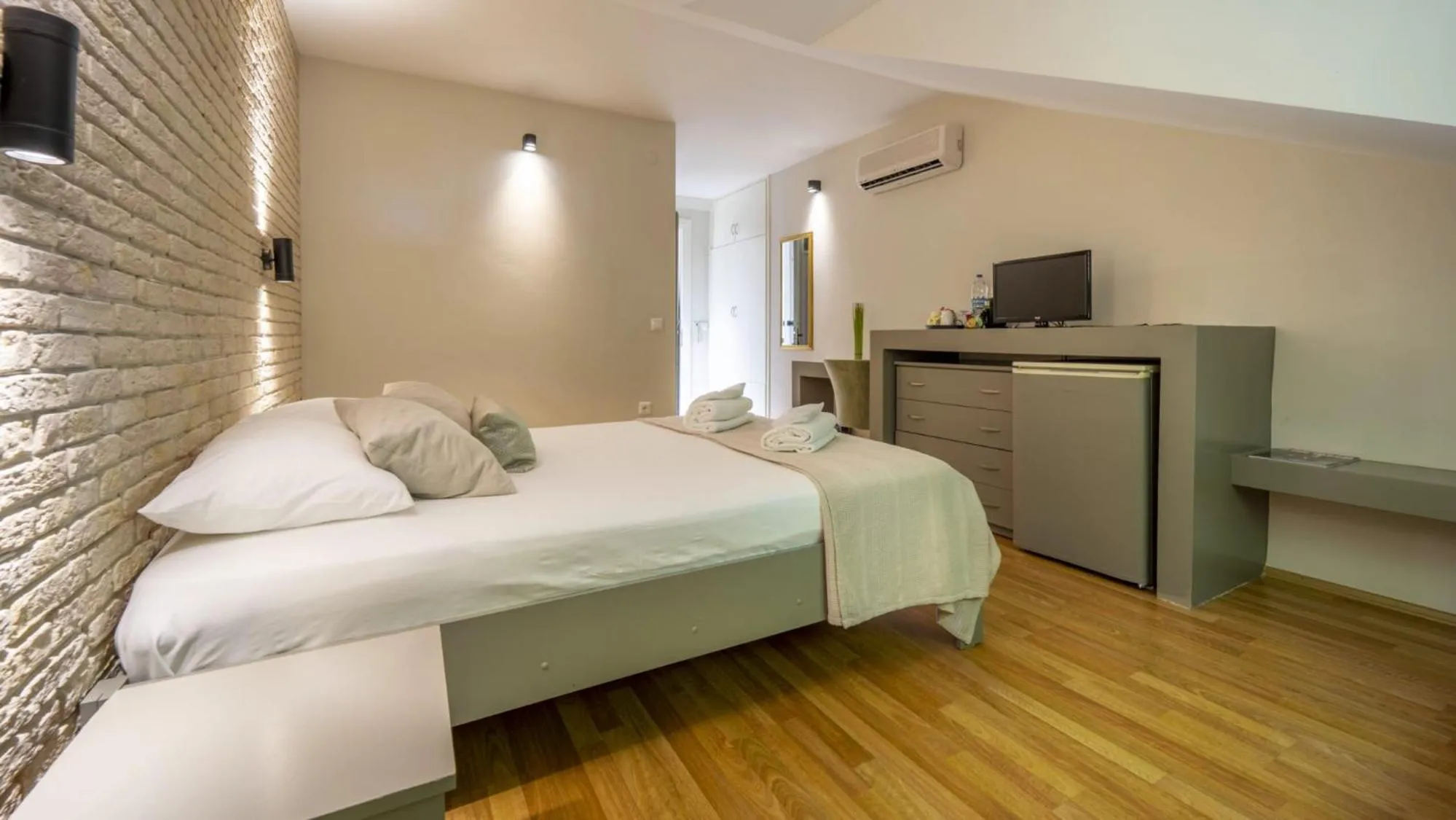 Photo of the whole room in Selimhan Otel