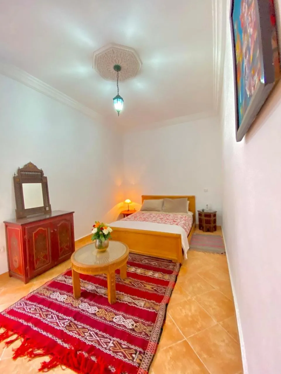 Bedroom, Bed in Dar Baddi
