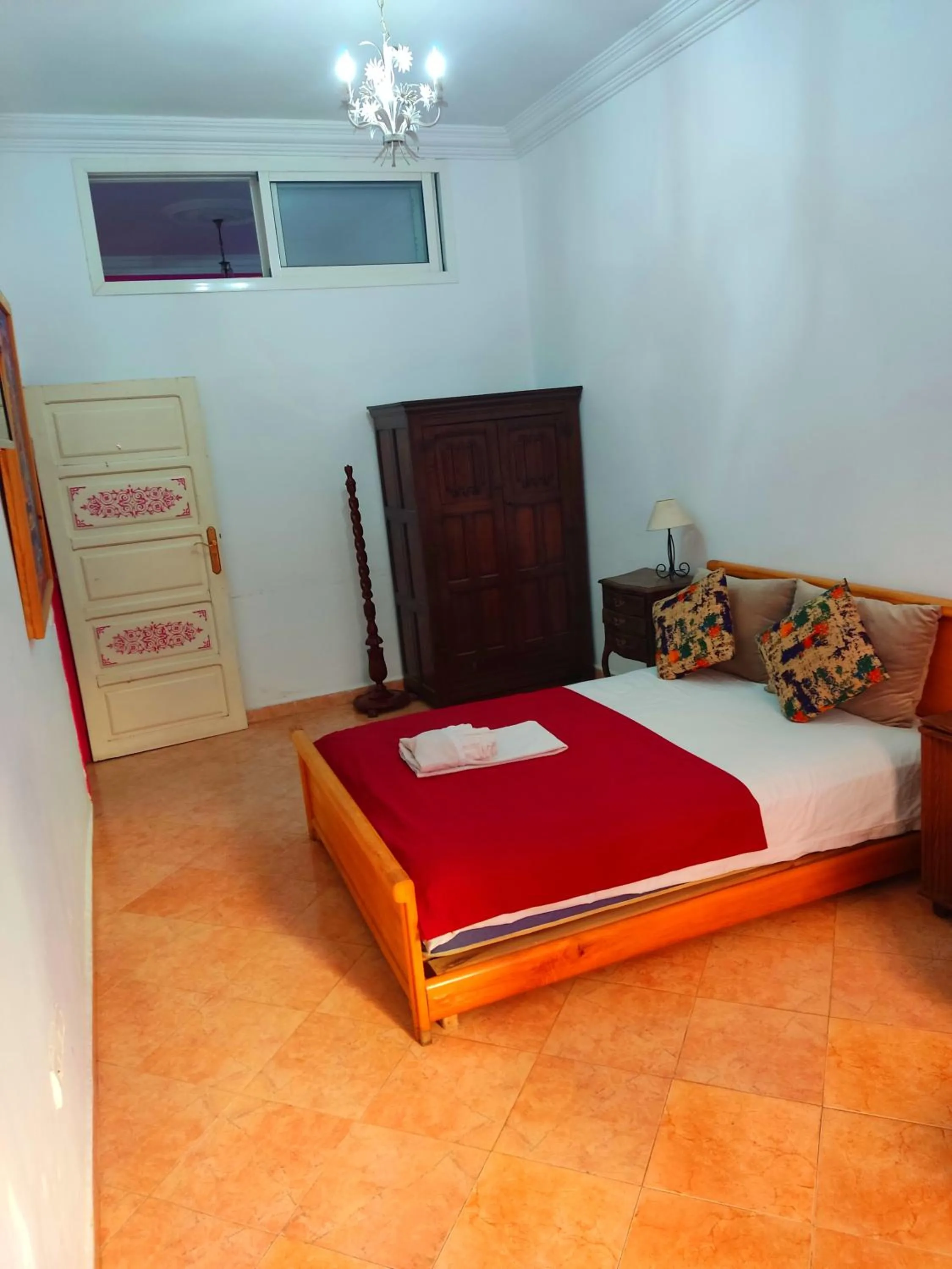 Bedroom, Bed in Dar Baddi