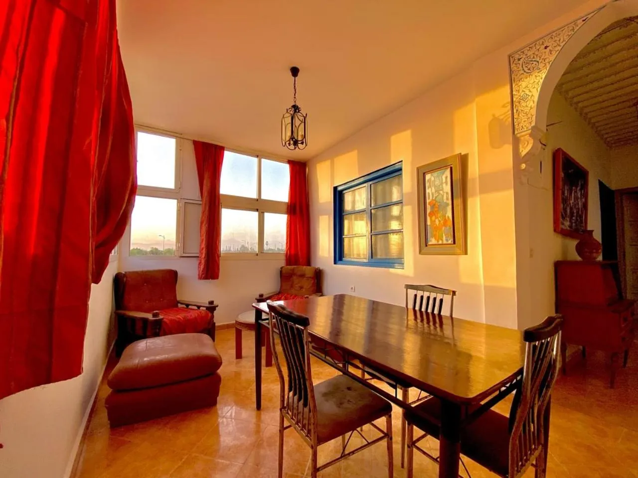Living room in Dar Baddi