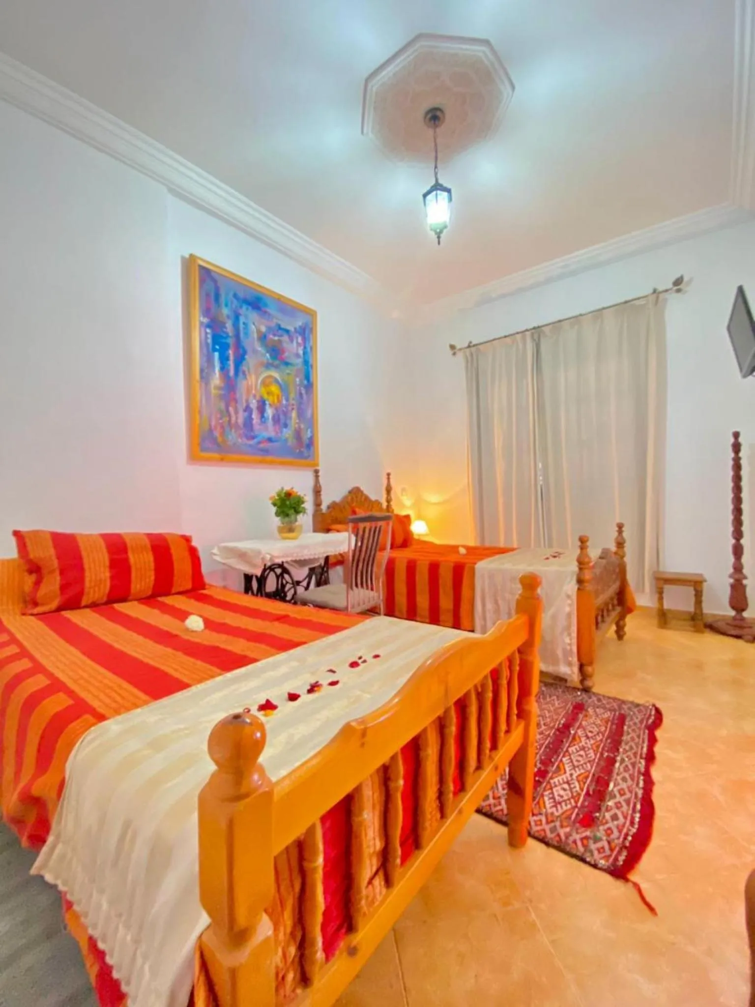 Bedroom, Bed in Dar Baddi