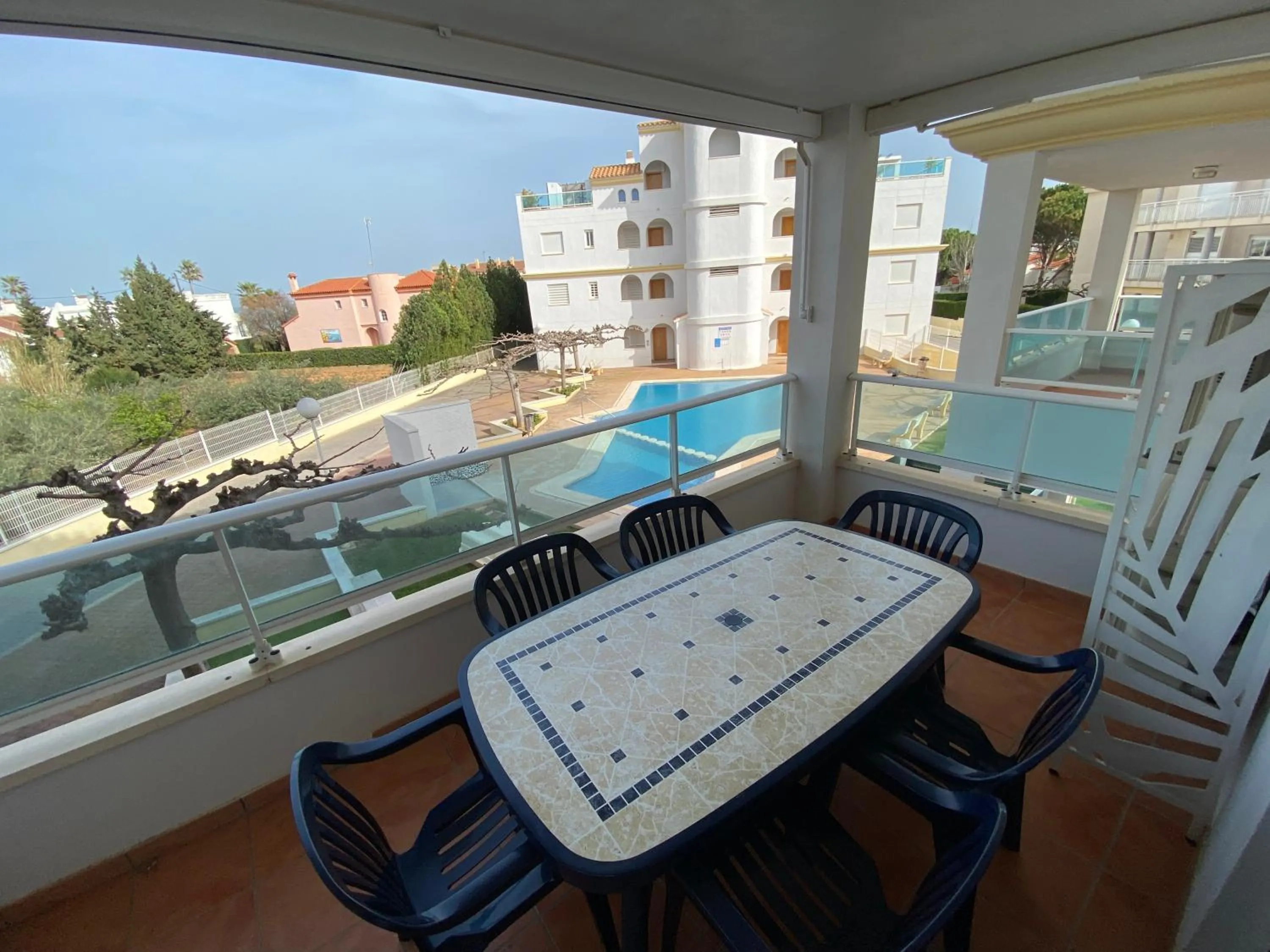 Day in Apartamentos Punta Canaret Altamar