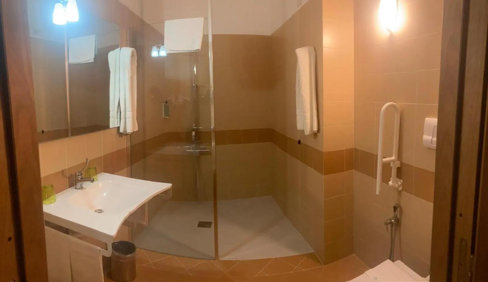 Bathroom in Hotel Baglio Santacroce