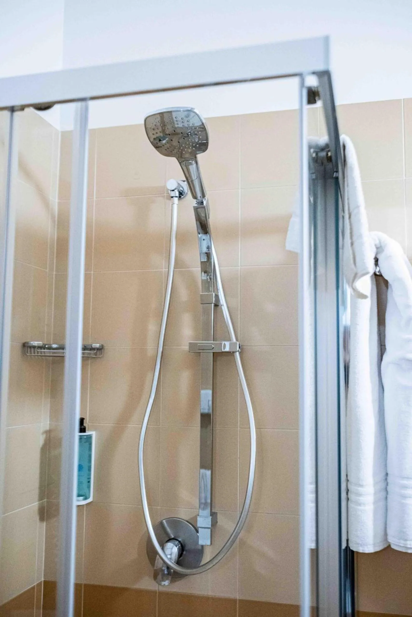 Shower in Hotel Baglio Santacroce