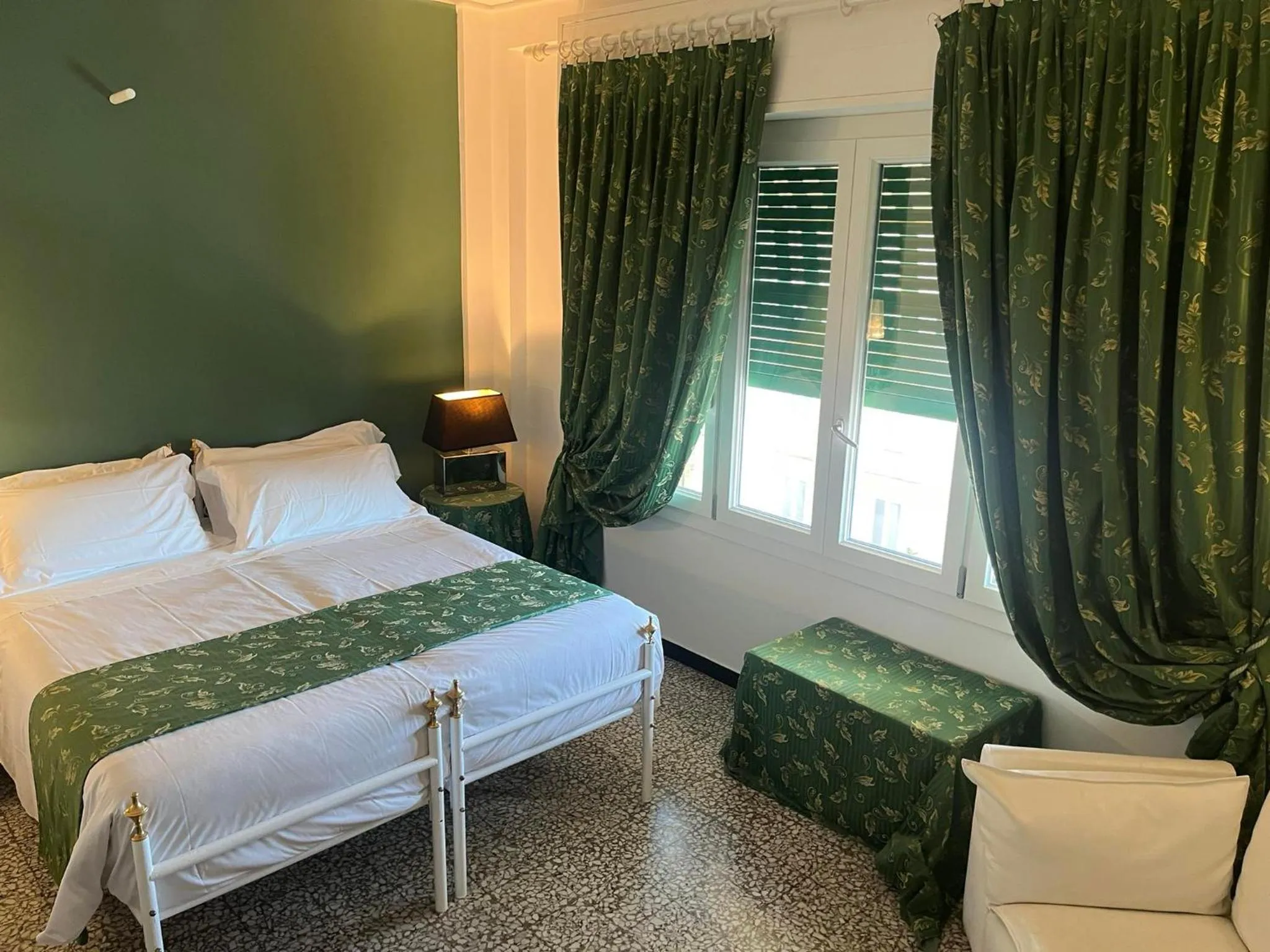 Bedroom, Bed in Eveline Portosole Hotel