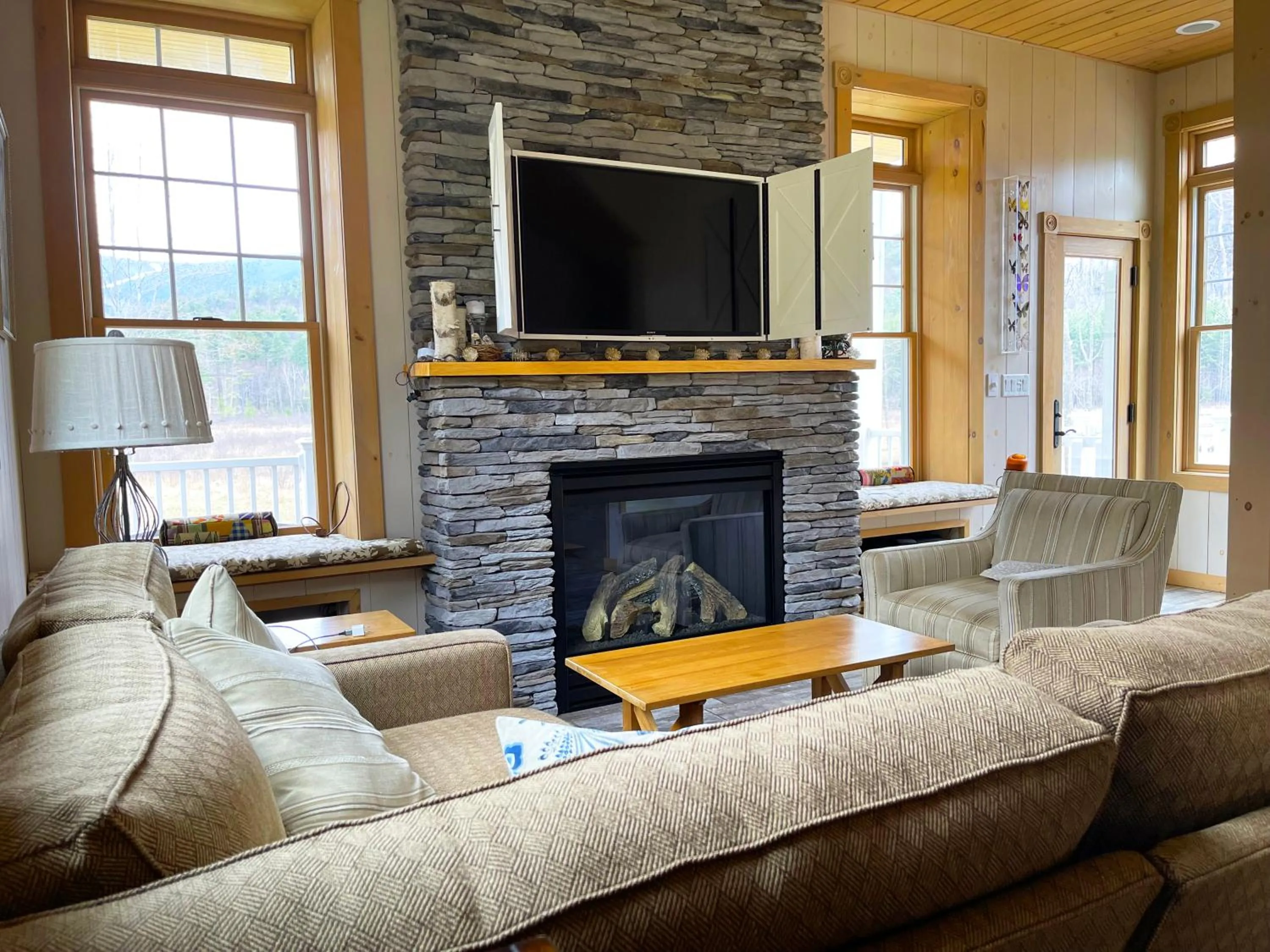 TV and multimedia in High Peaks Chalet