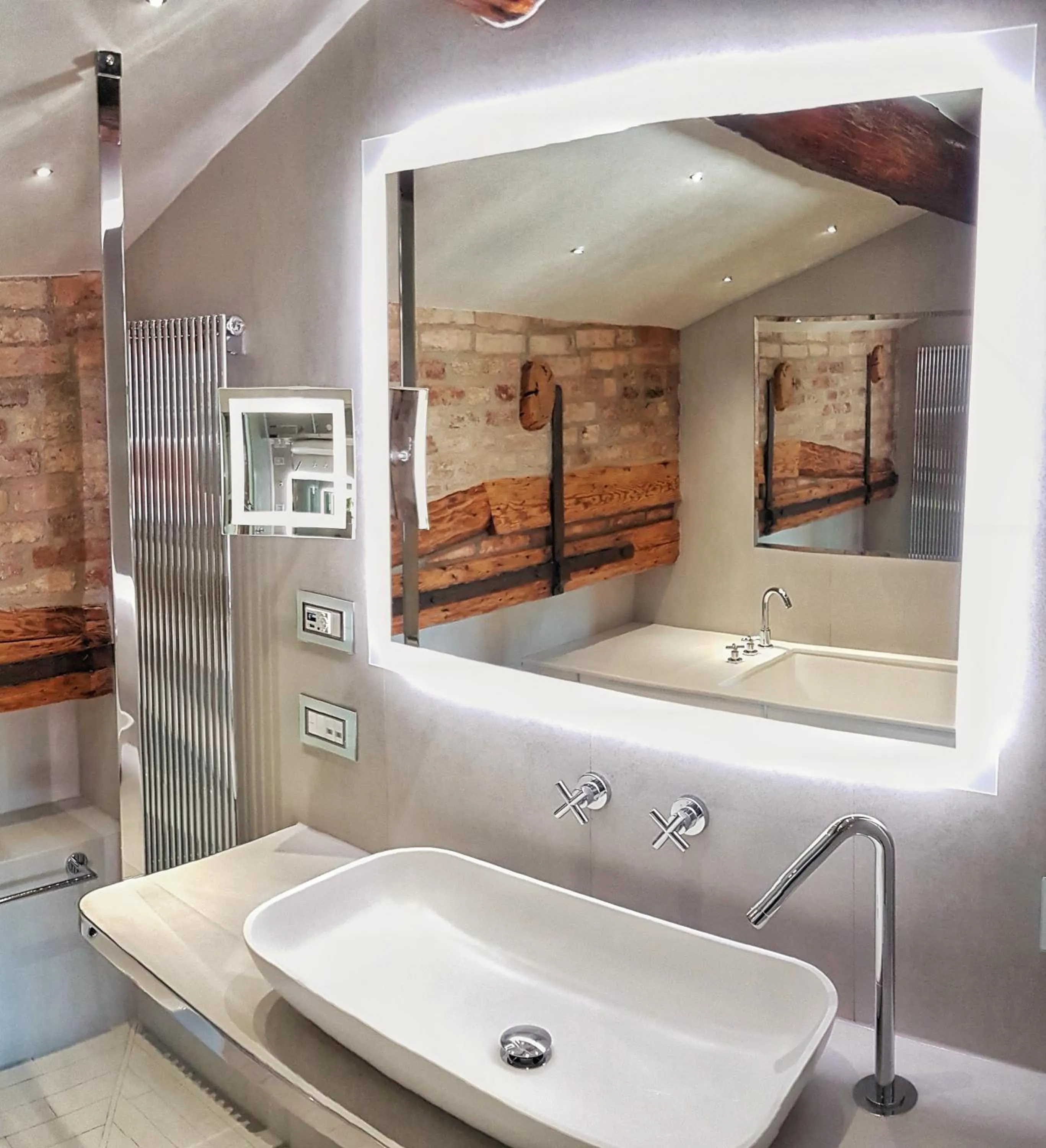 Bathroom in Hotel Santa Chiara