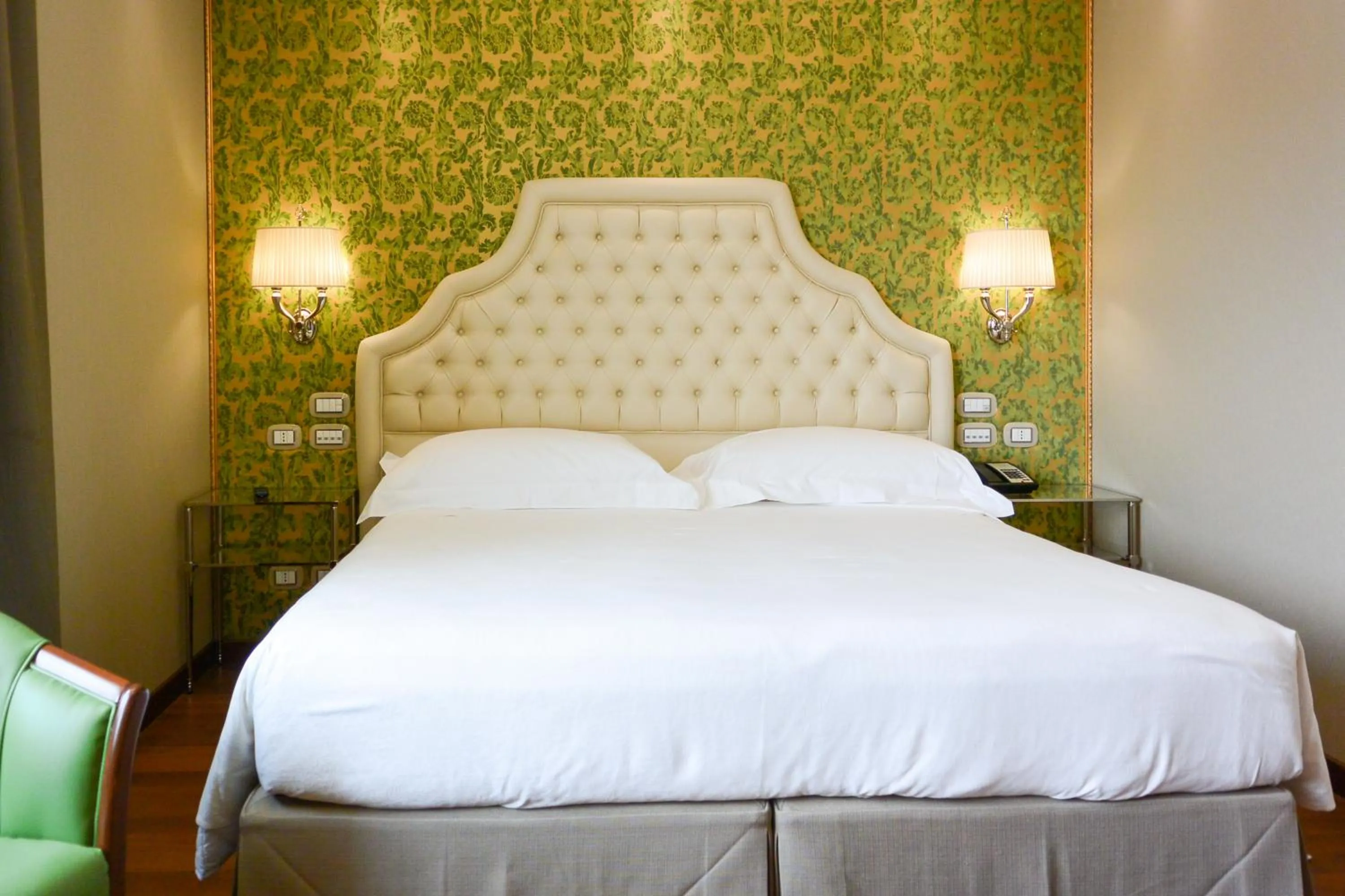 Bed in Hotel Santa Chiara