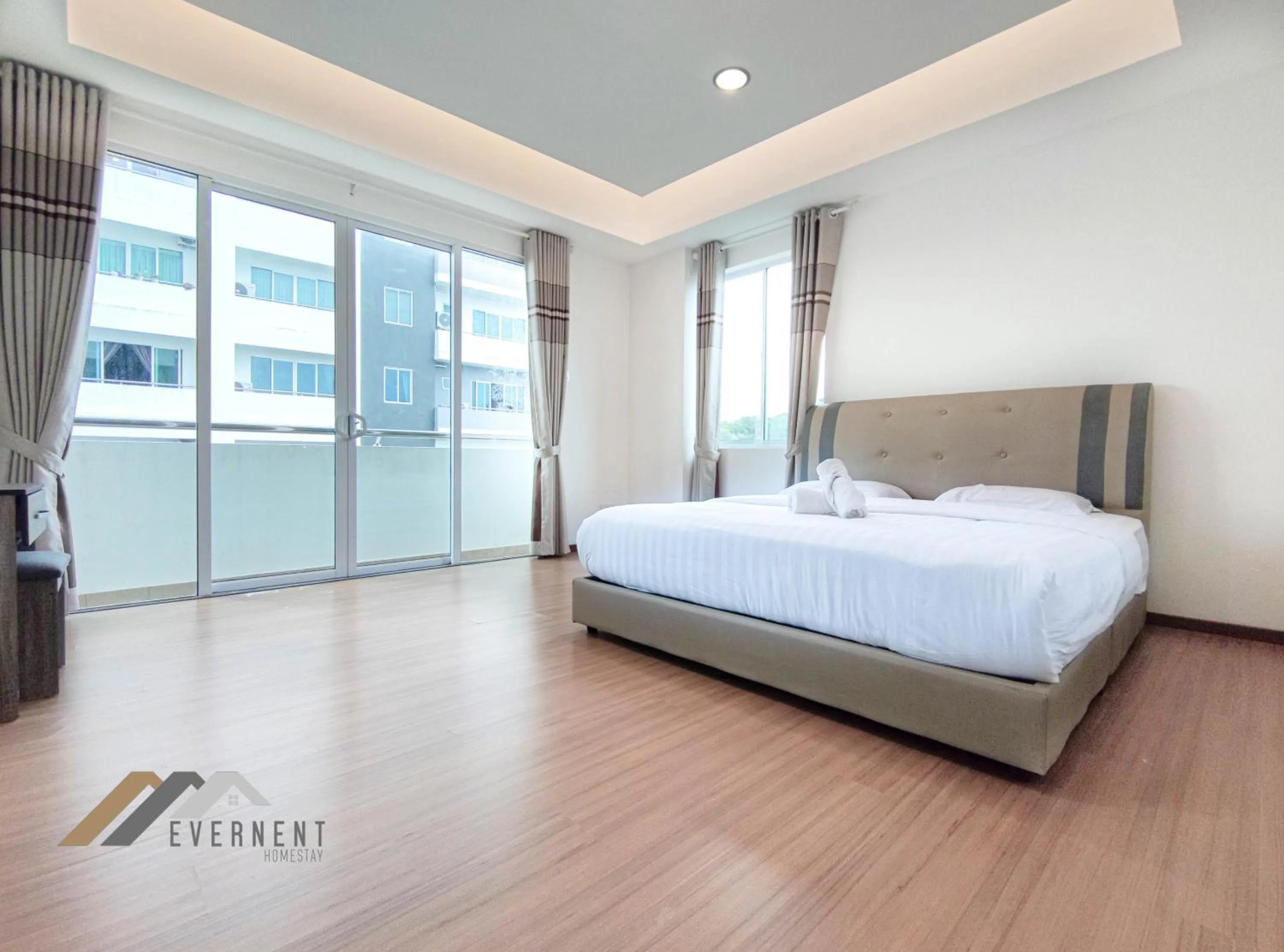 Bed in Serene Heights by Evernent