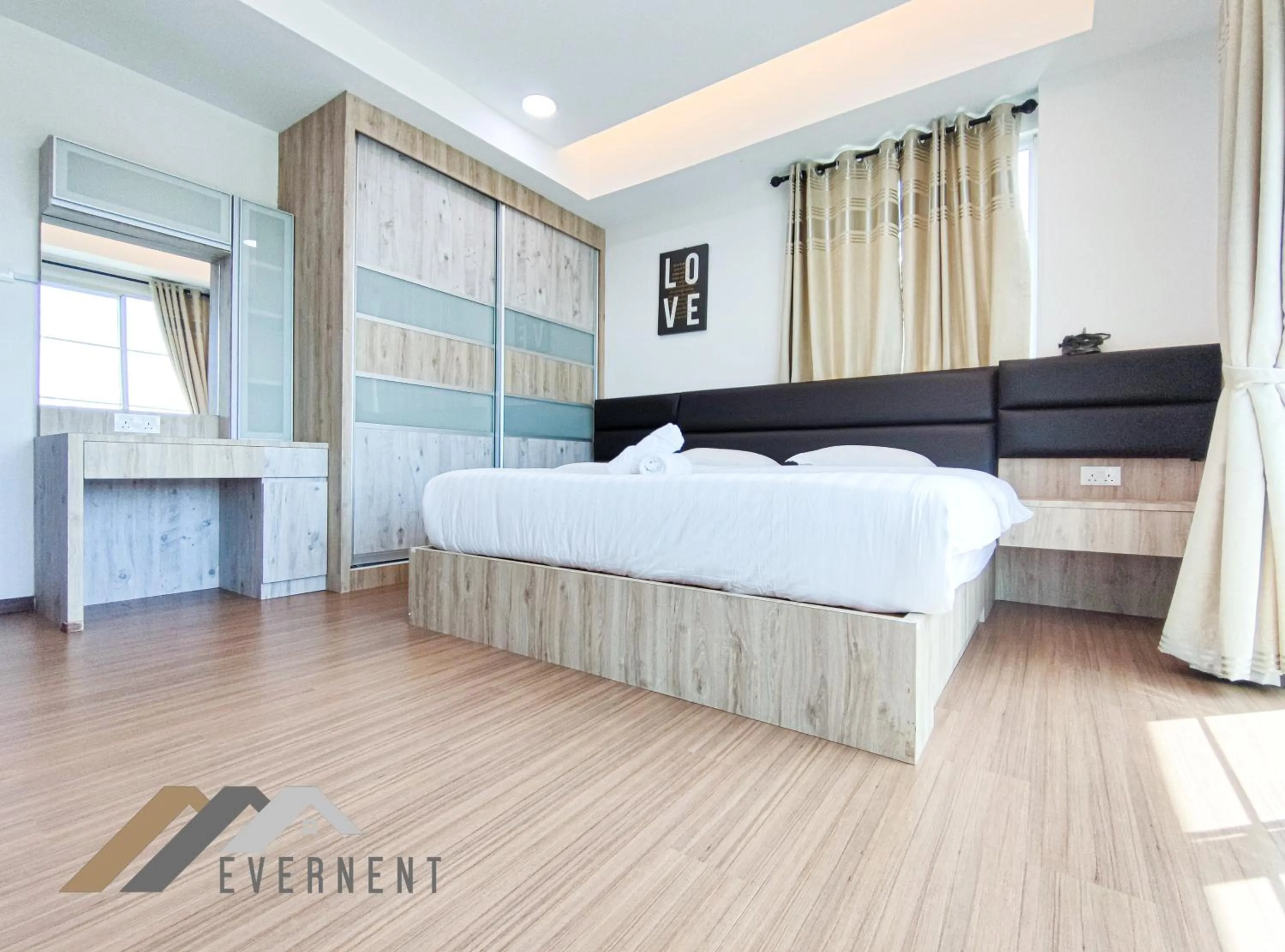 Bed in Serene Heights by Evernent