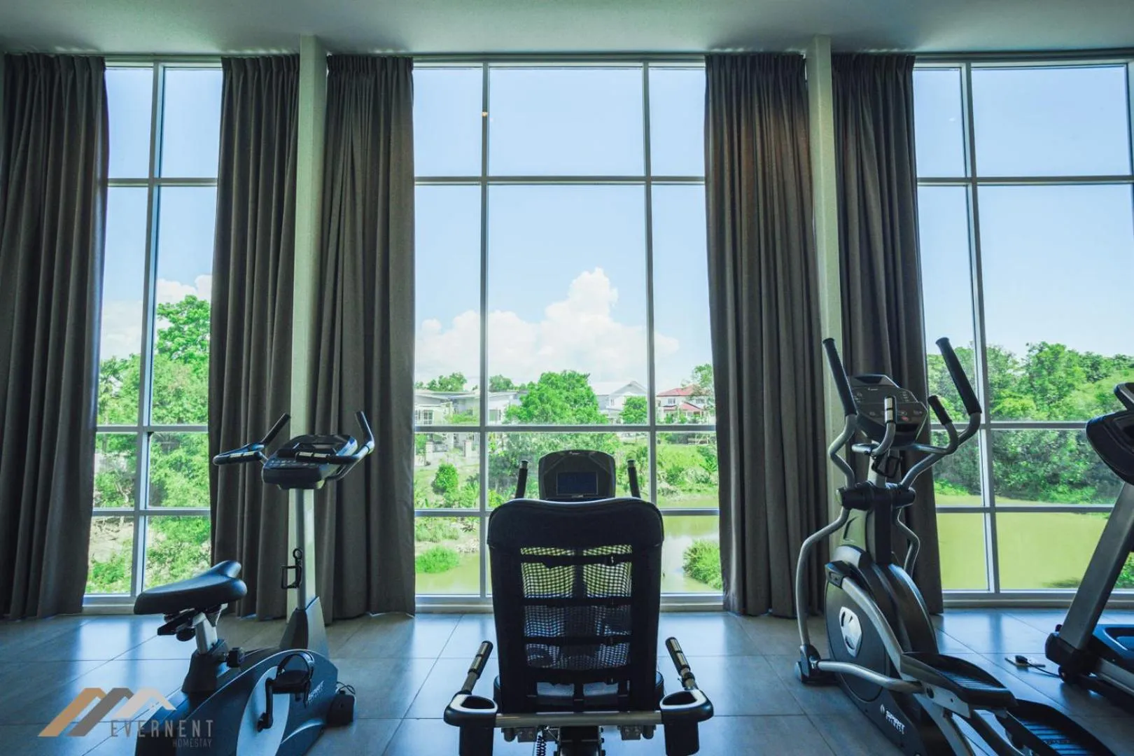 Fitness centre/facilities in Serene Heights by Evernent