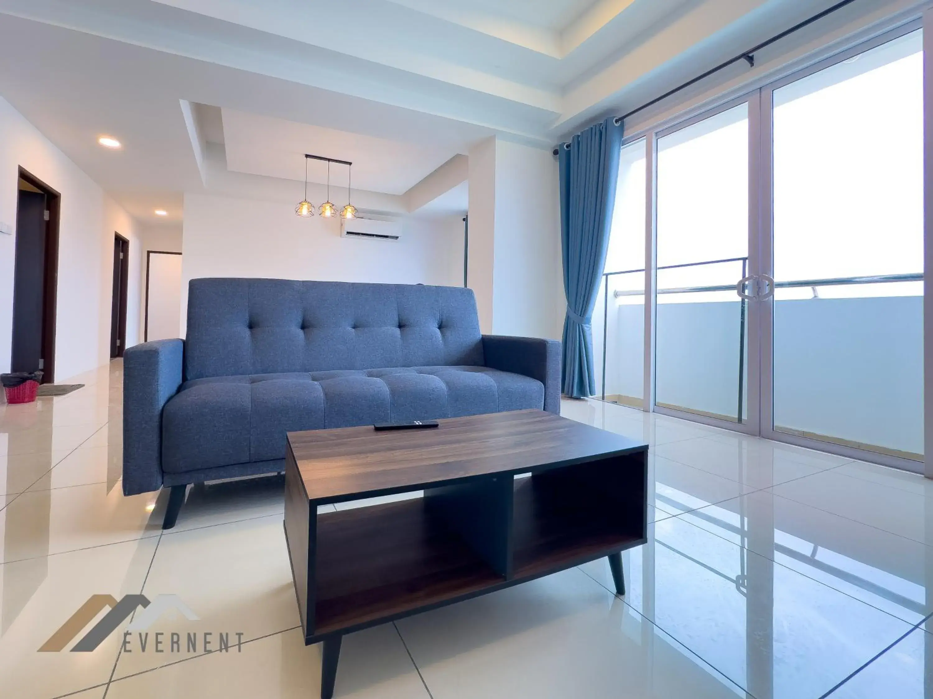 Living room in Serene Heights by Evernent Living room in Serene Heights by Evernent