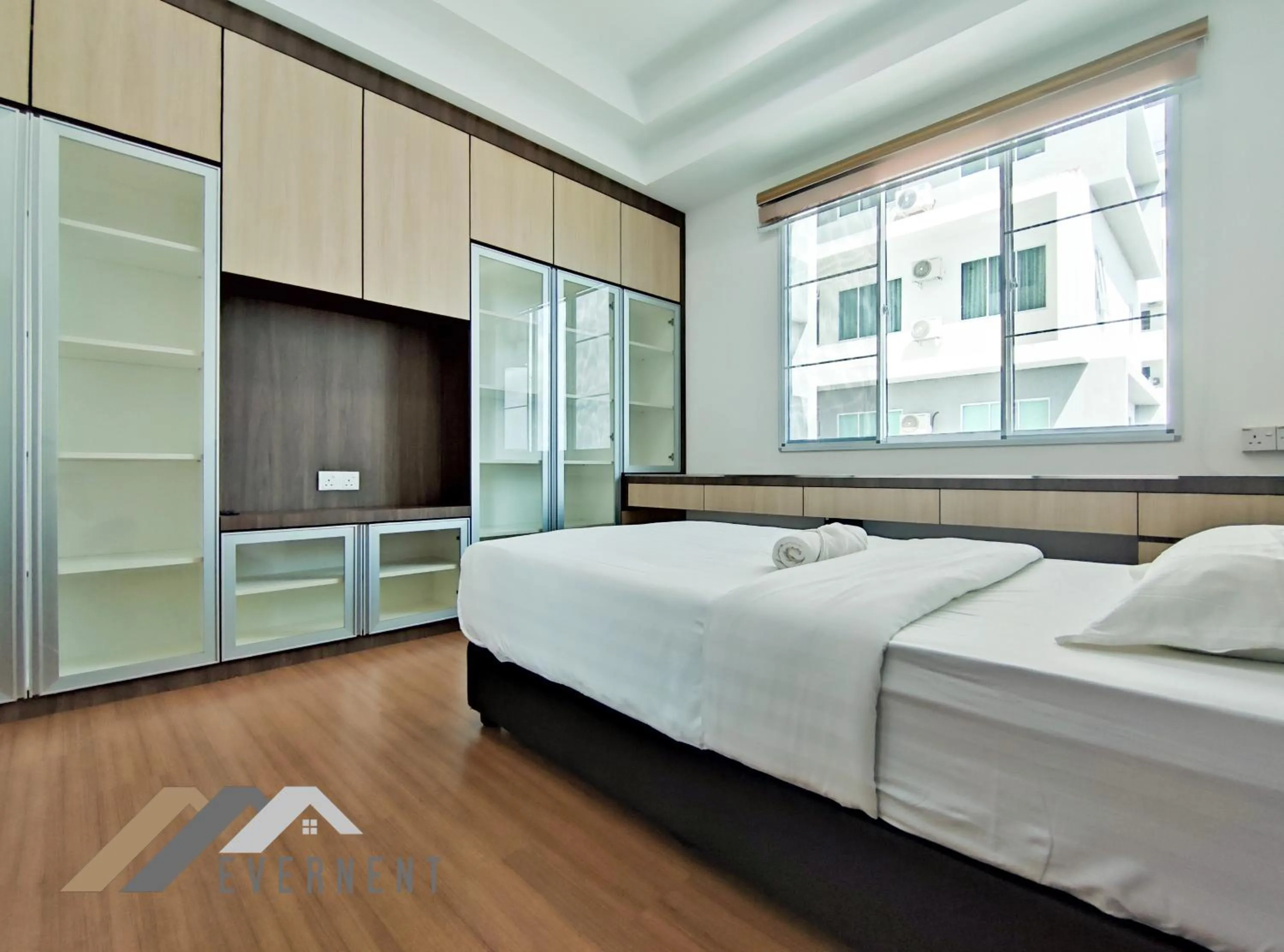 Bed in Serene Heights by Evernent