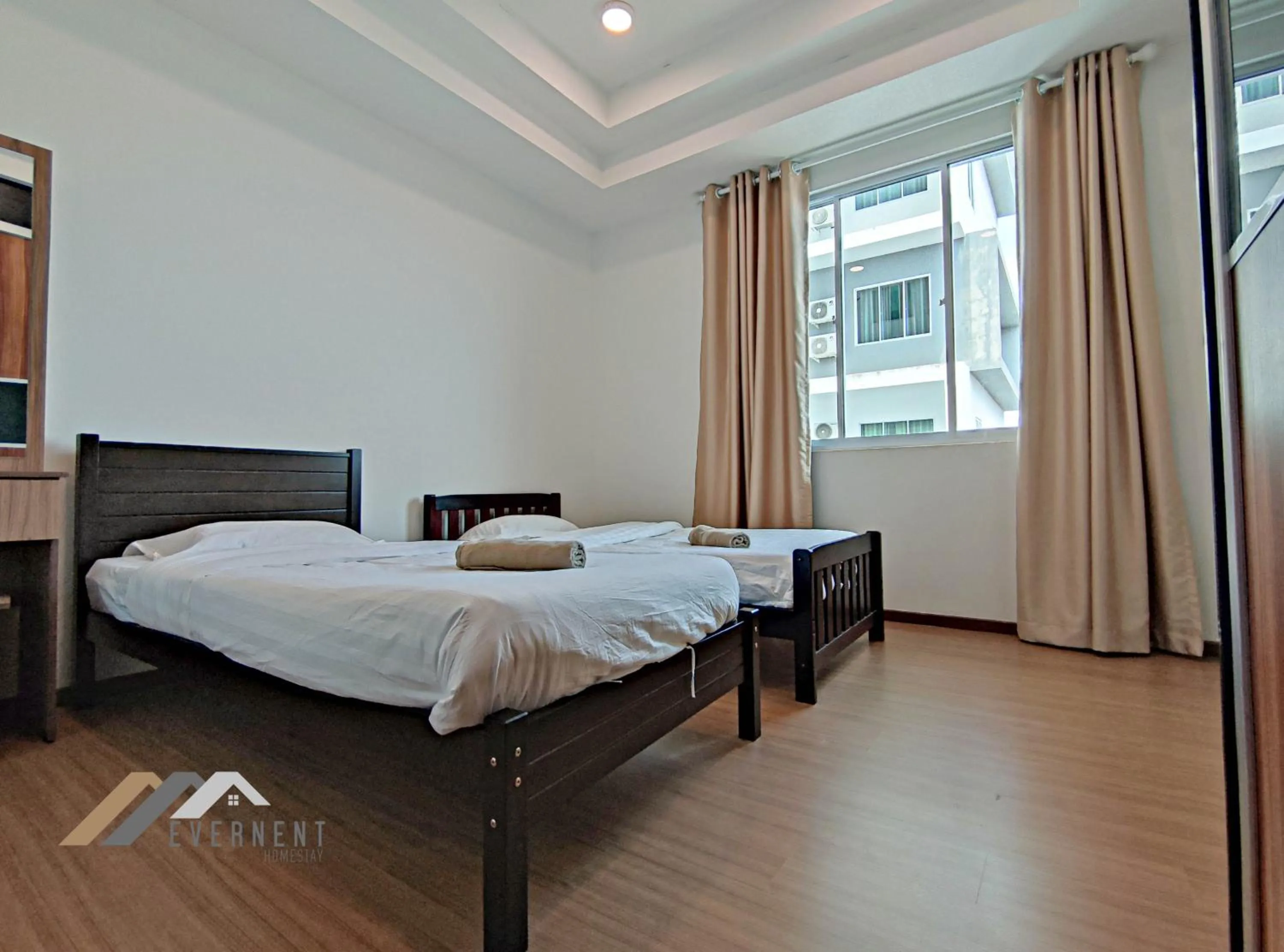 Bedroom, Bed in Serene Heights by Evernent