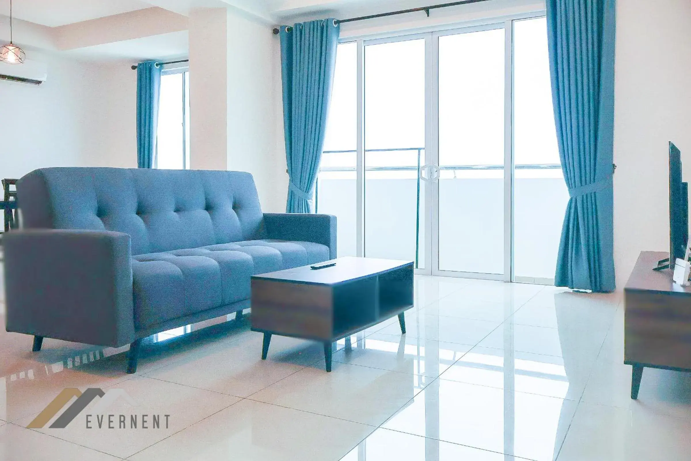 Living room in Serene Heights by Evernent Living room in Serene Heights by Evernent