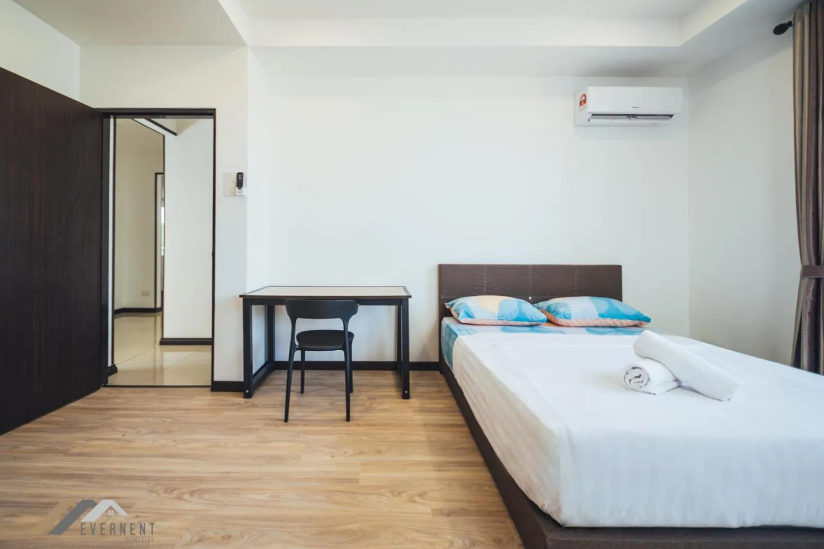 Bed in Serene Heights by Evernent