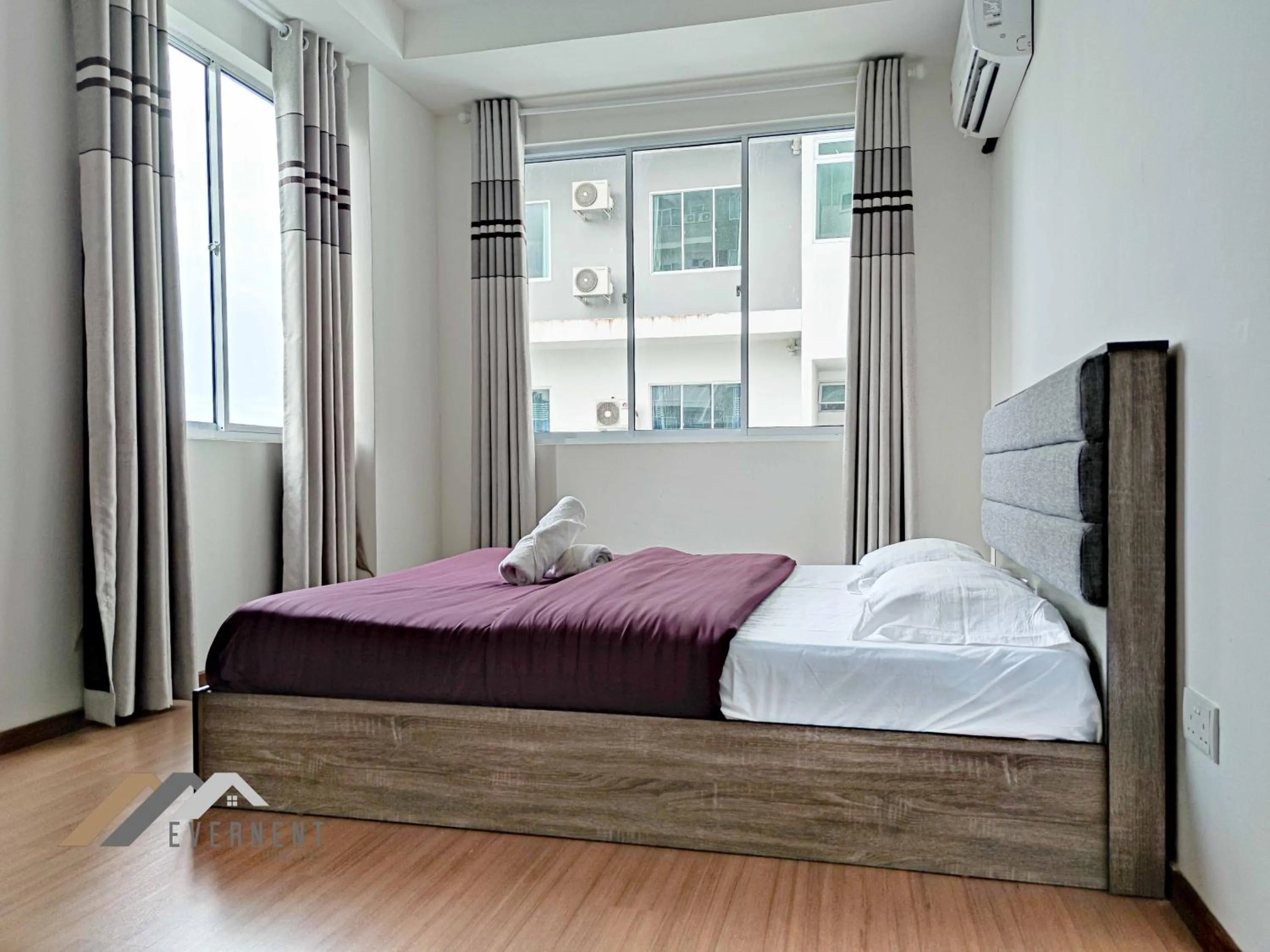 Bed in Serene Heights by Evernent