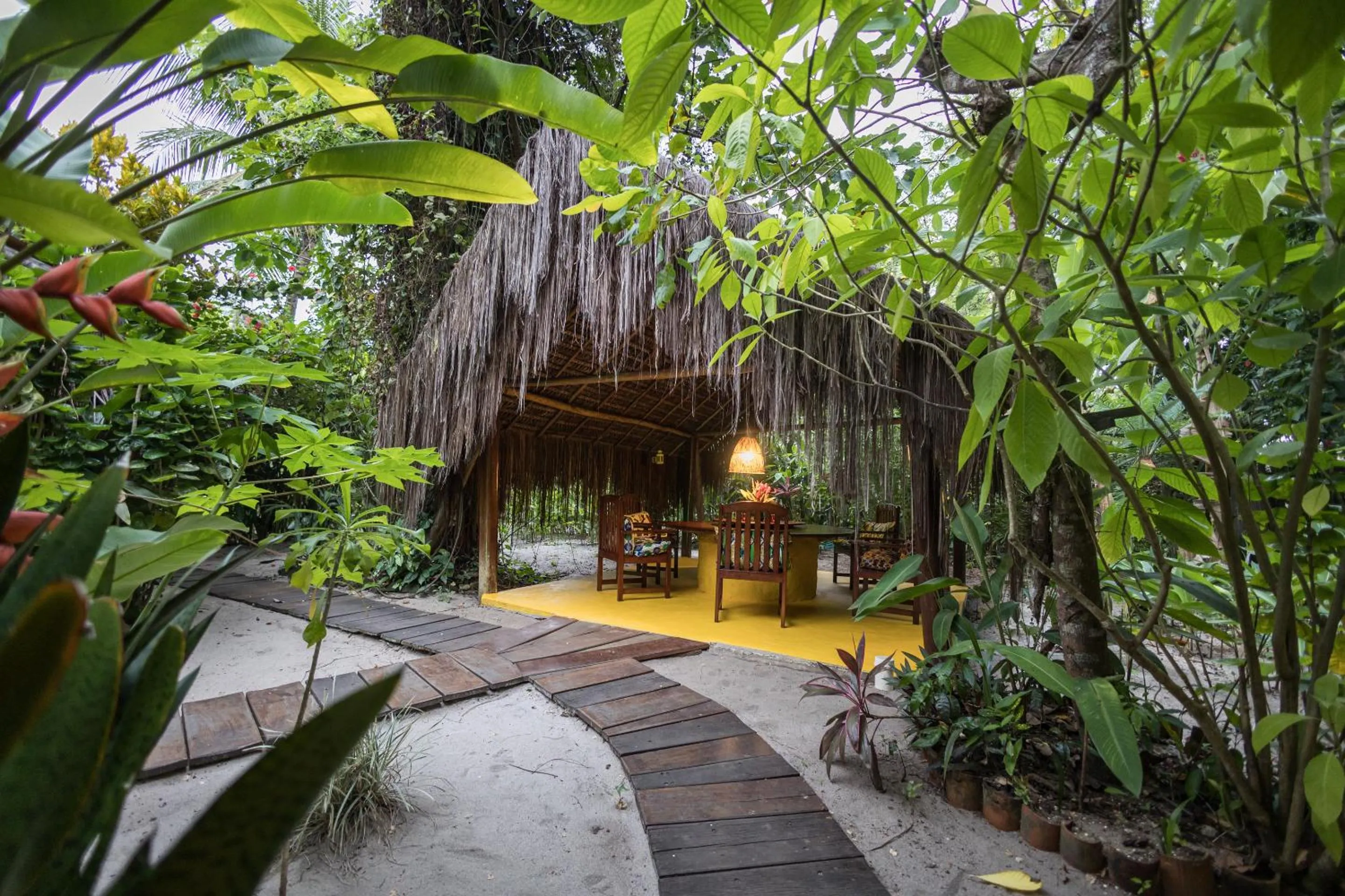 Garden in Pousada Canoa Nativa