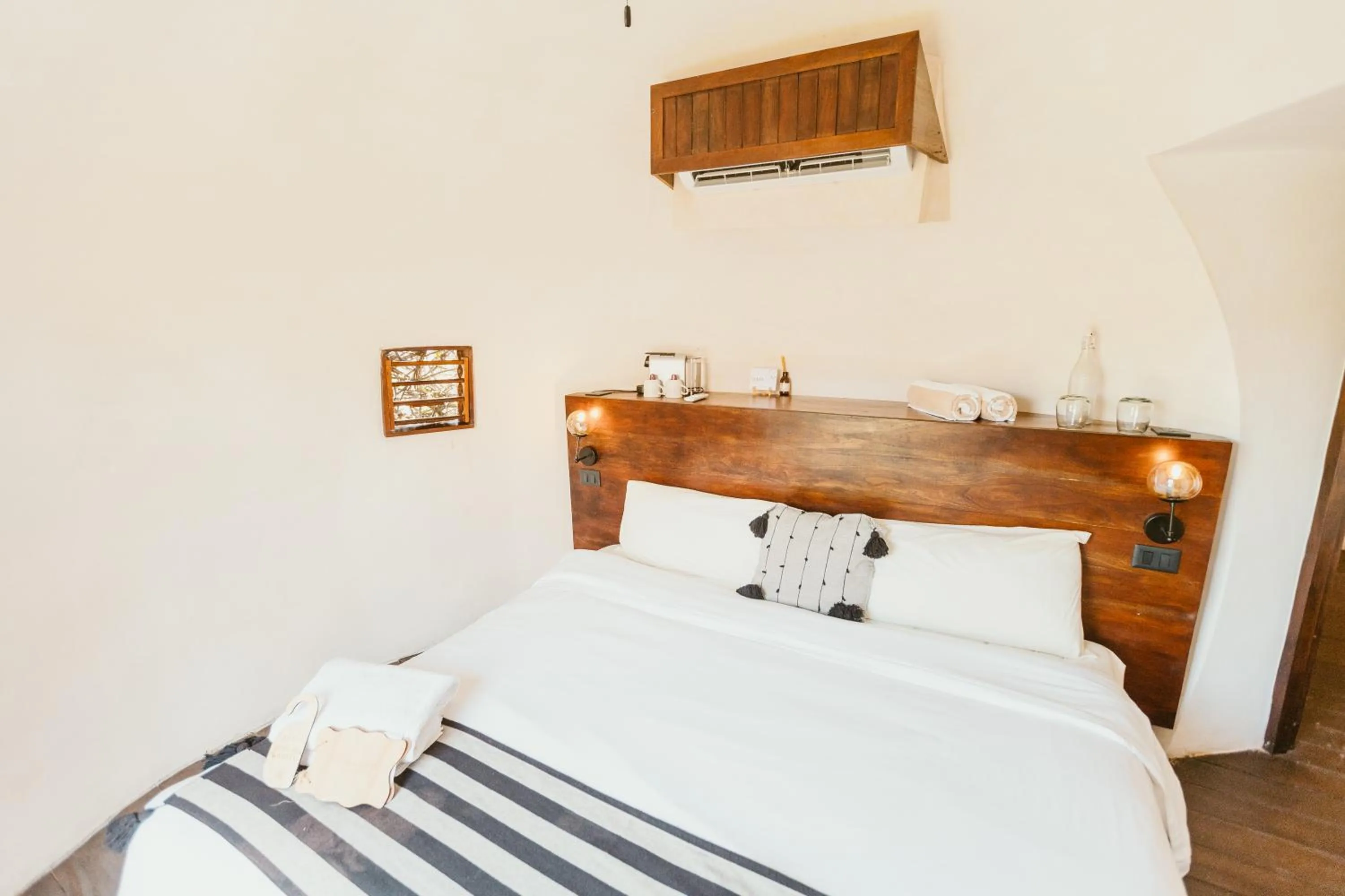 Bed in Casa Ku Hotel - Adults Only