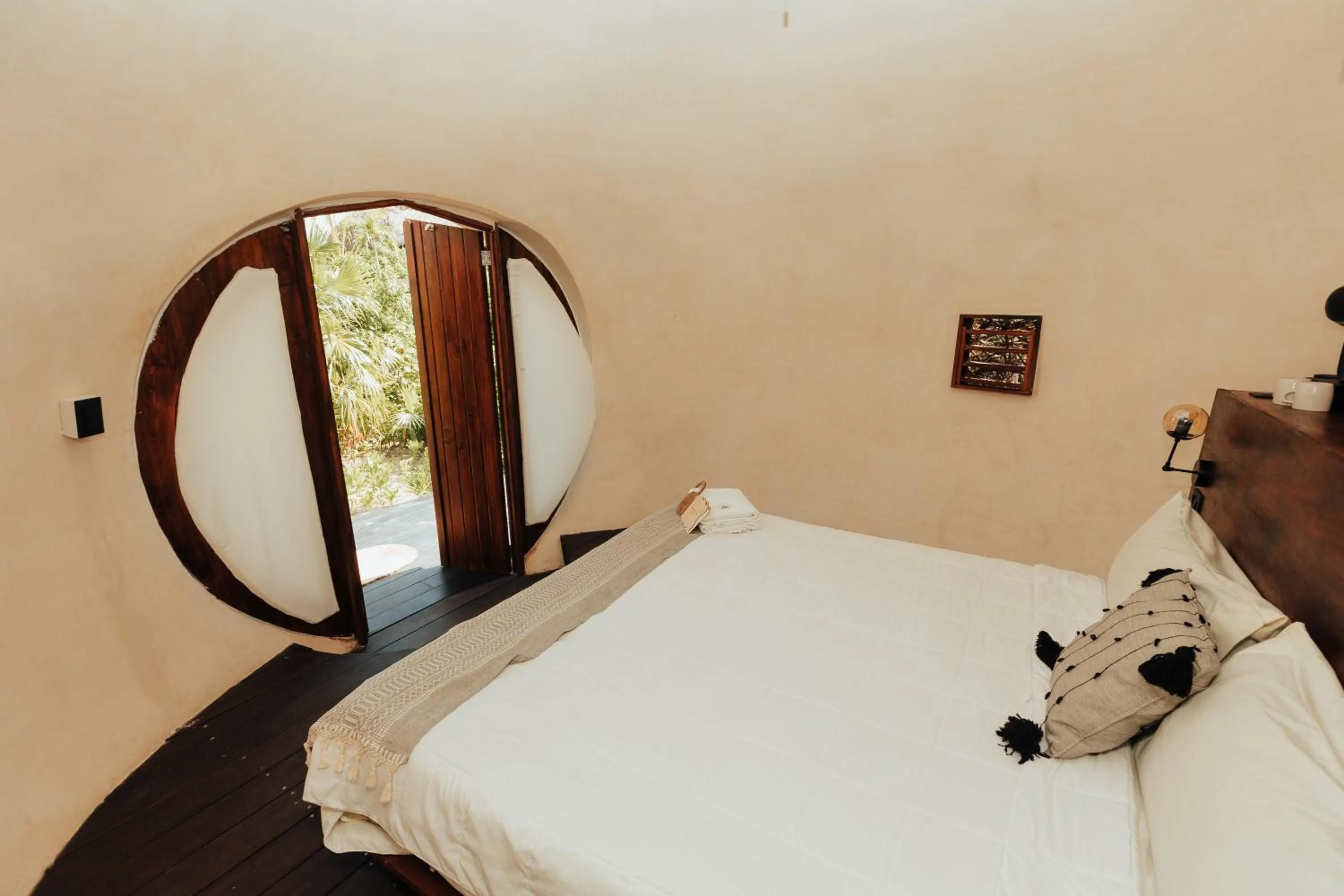 Bed in Casa Ku Hotel - Adults Only