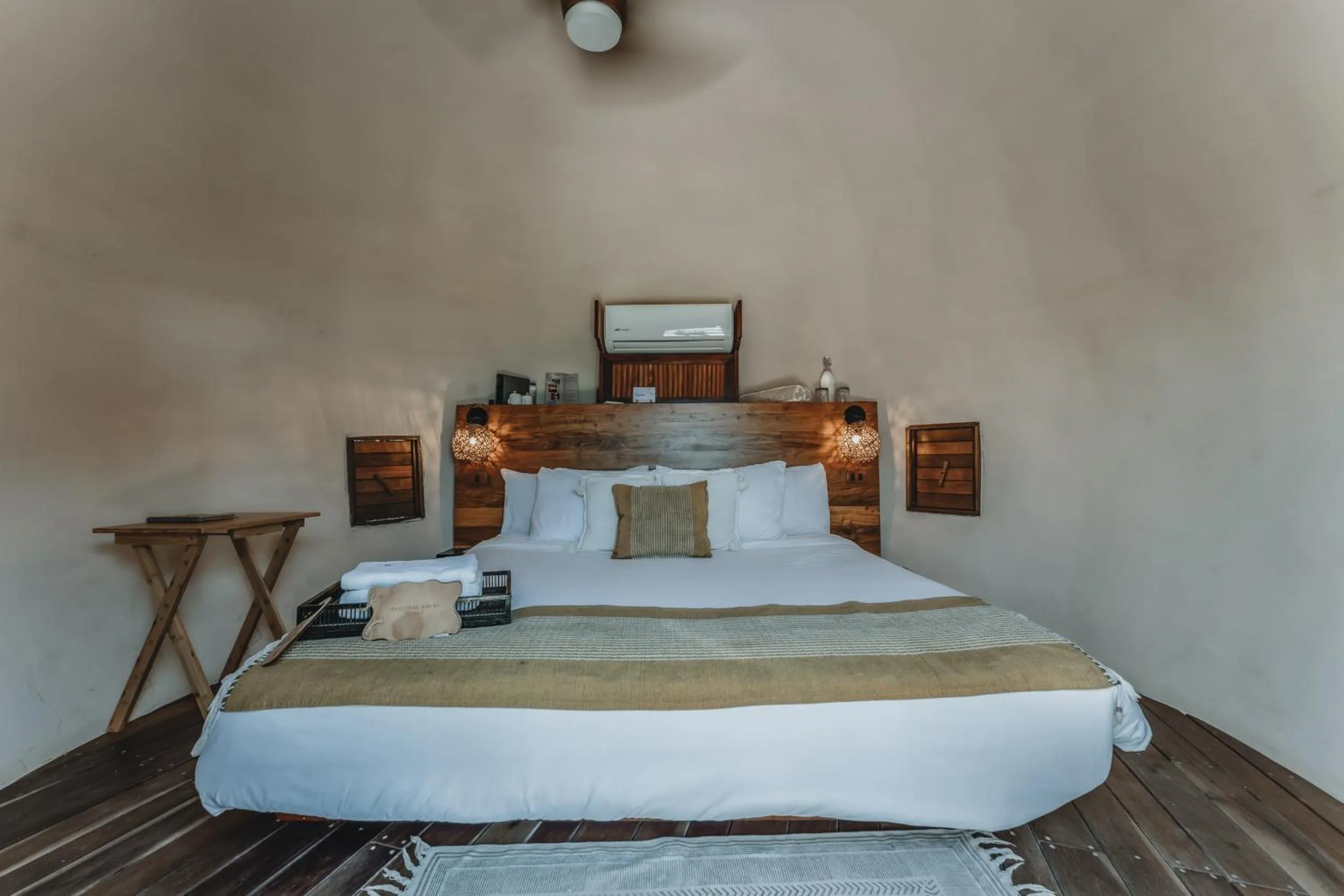 Bed in Casa Ku Hotel - Adults Only