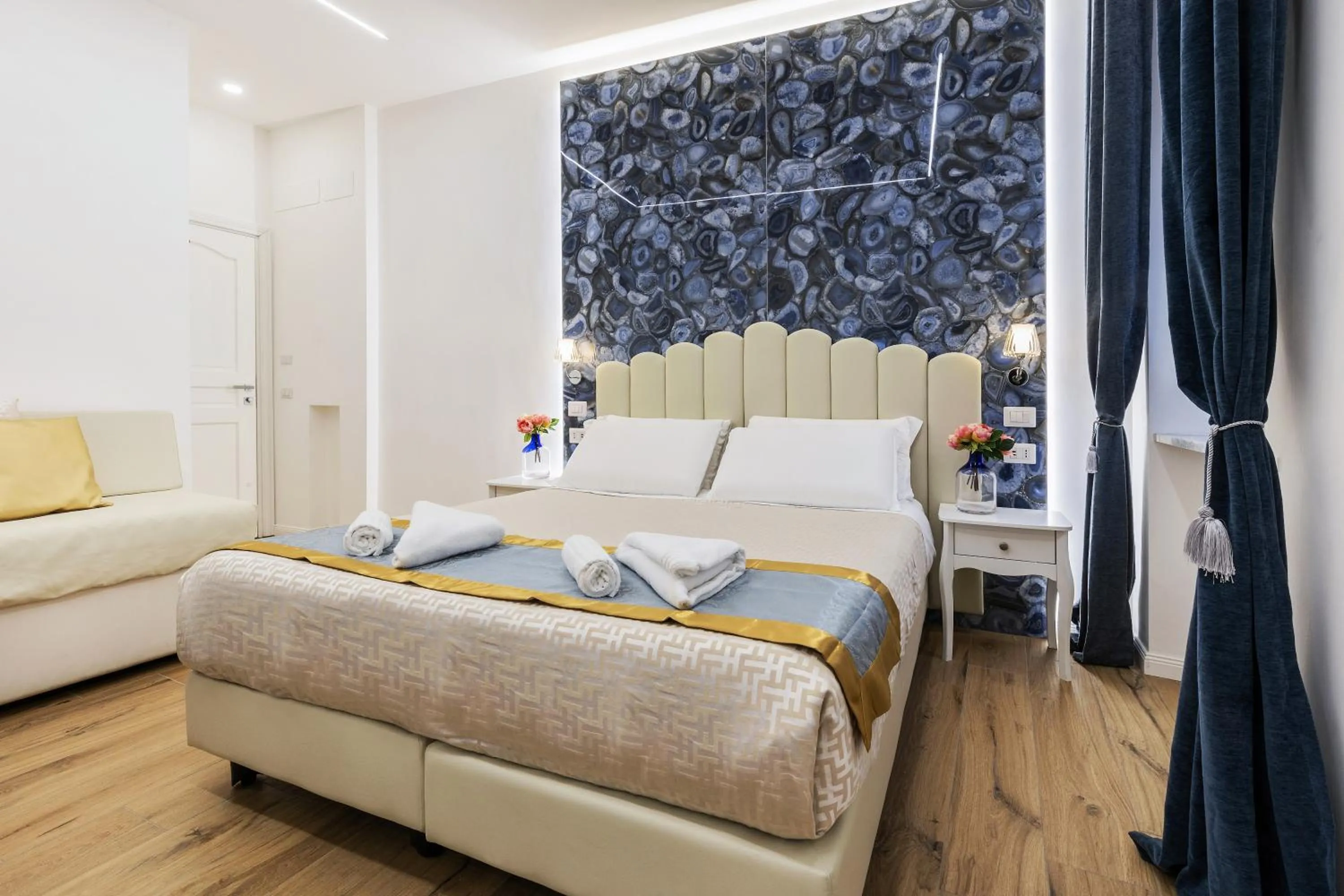 Bed in Navona Central Relais