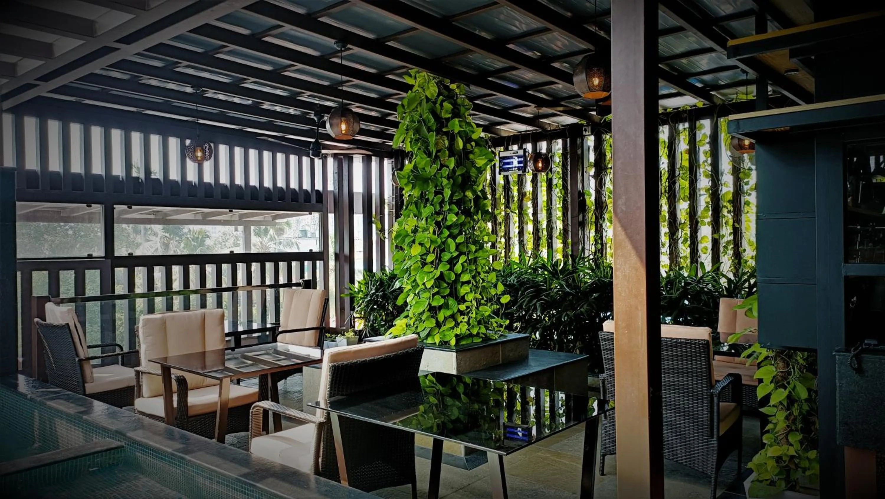 Restaurant/places to eat in Retrieve Health & Wellness