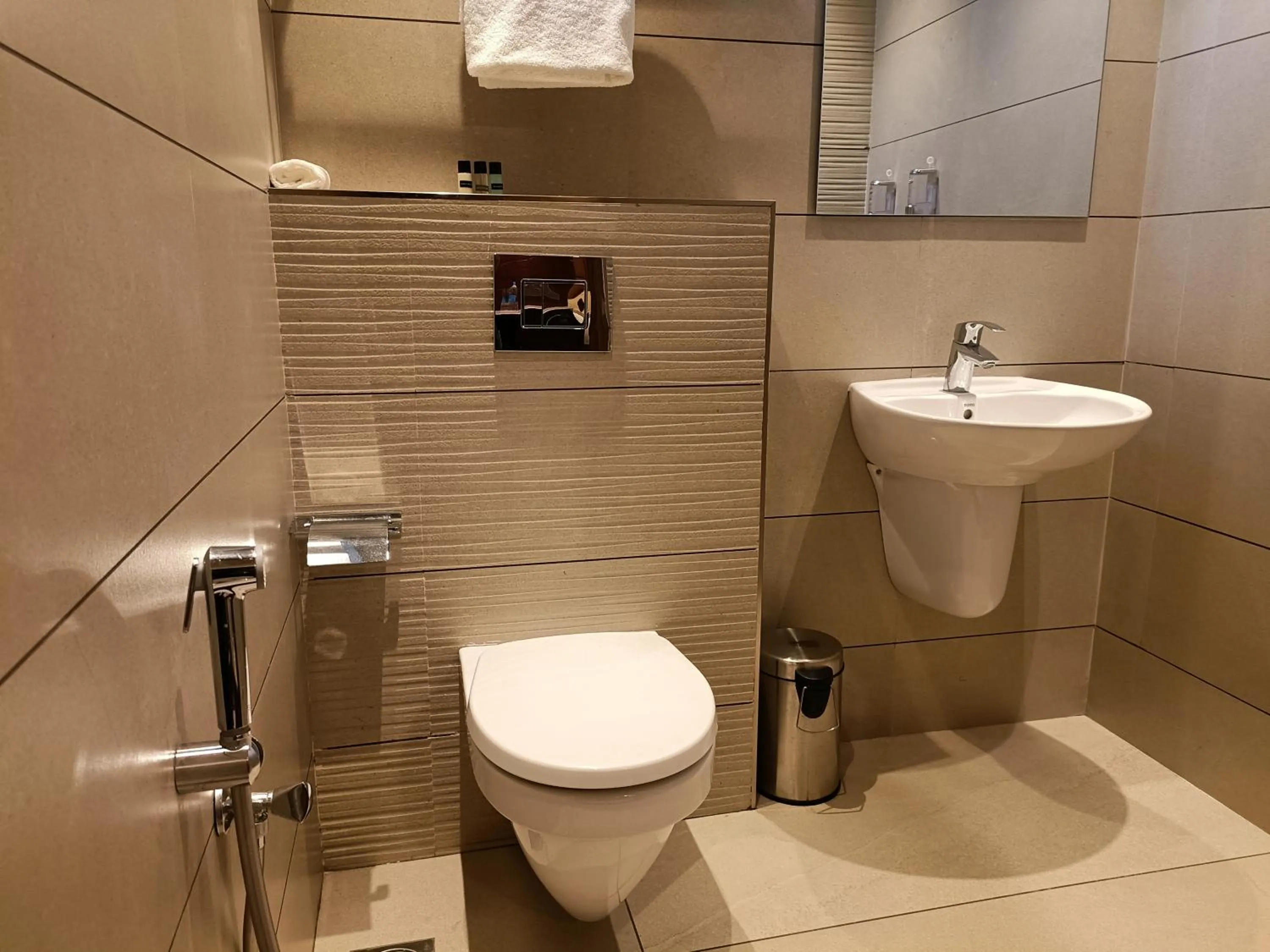 Bathroom in Retrieve Health & Wellness