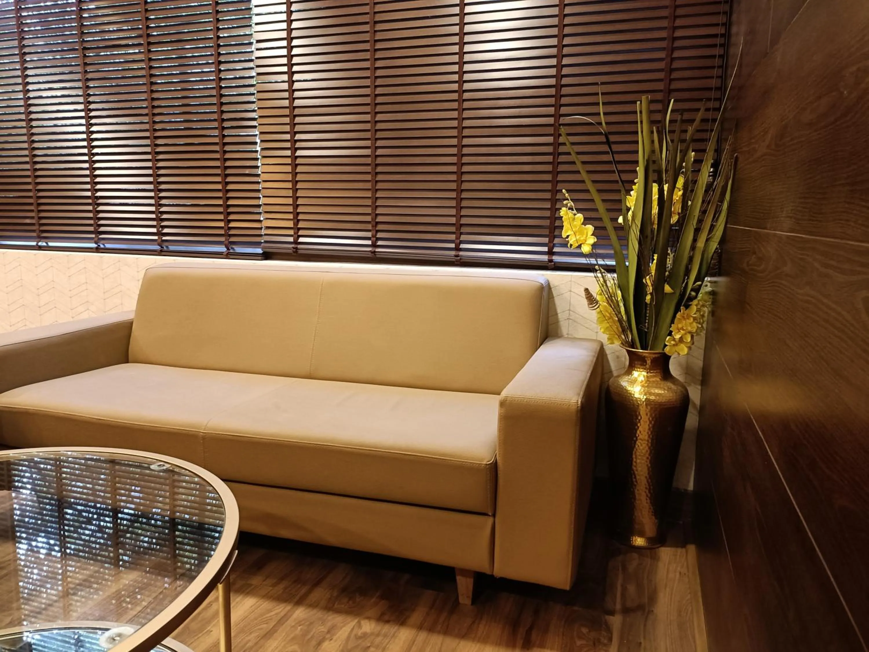 Living room in Retrieve Health & Wellness