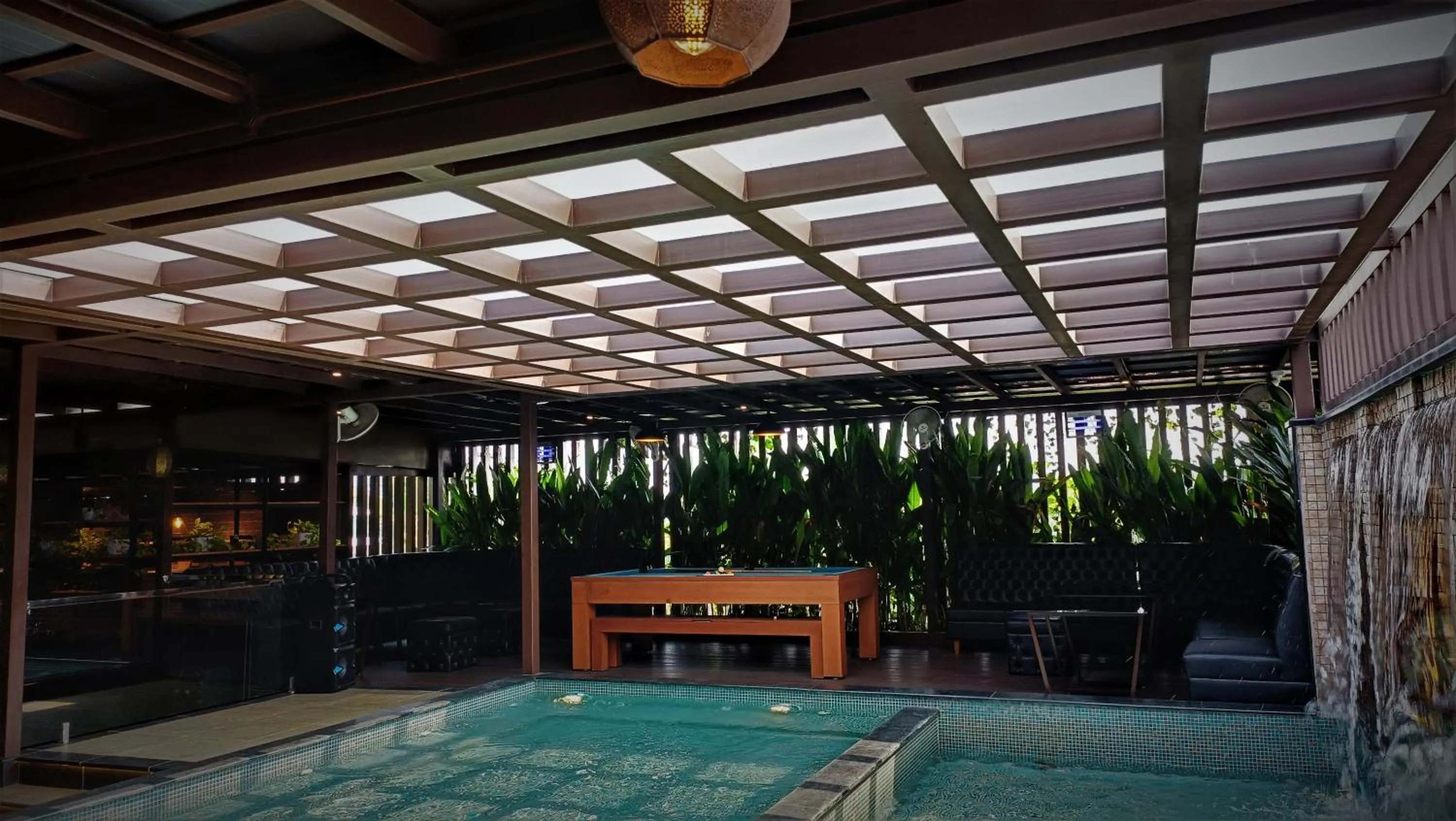 Restaurant/places to eat in Retrieve Health & Wellness