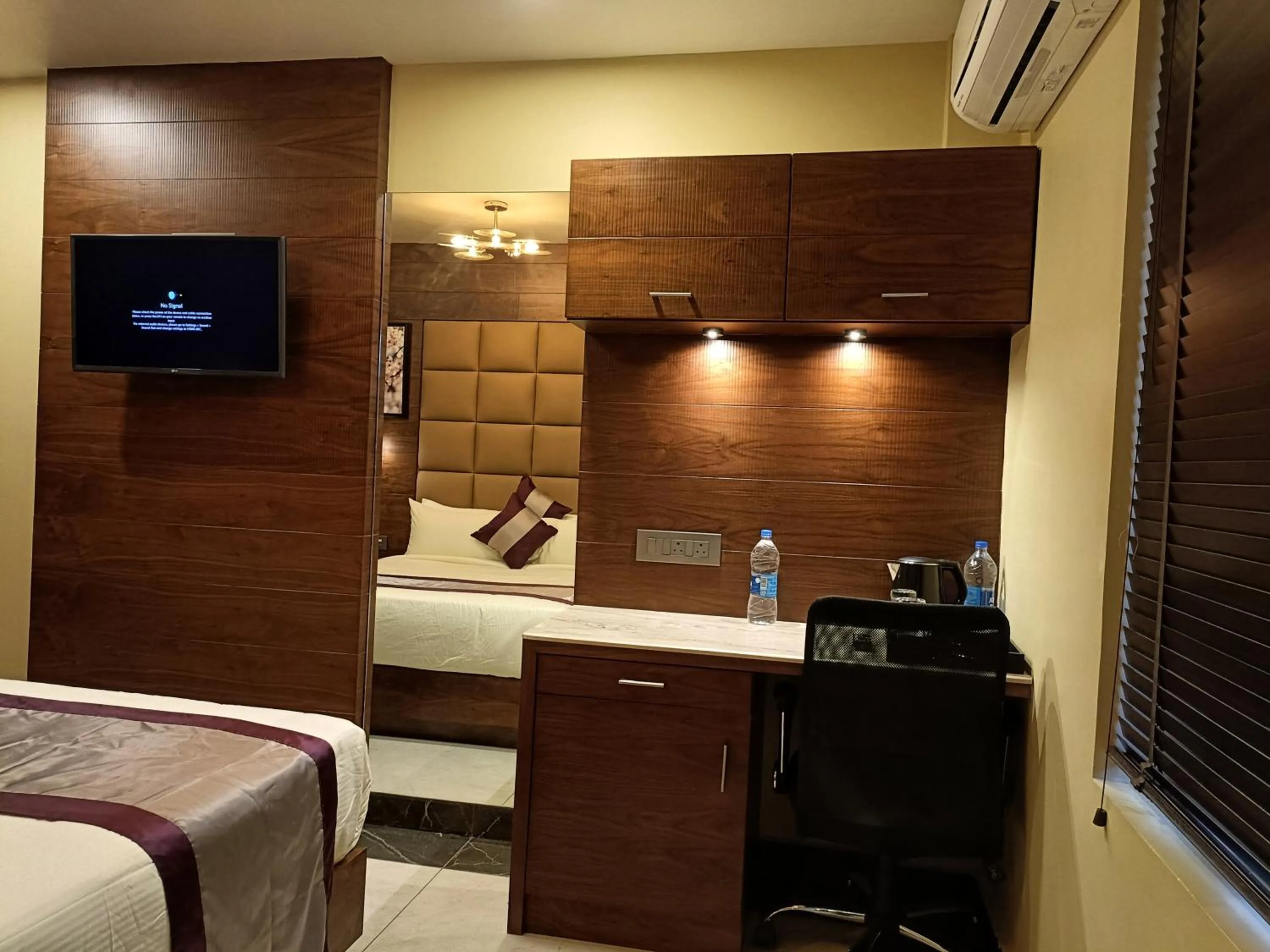 TV and multimedia, Bed in Retrieve Health & Wellness