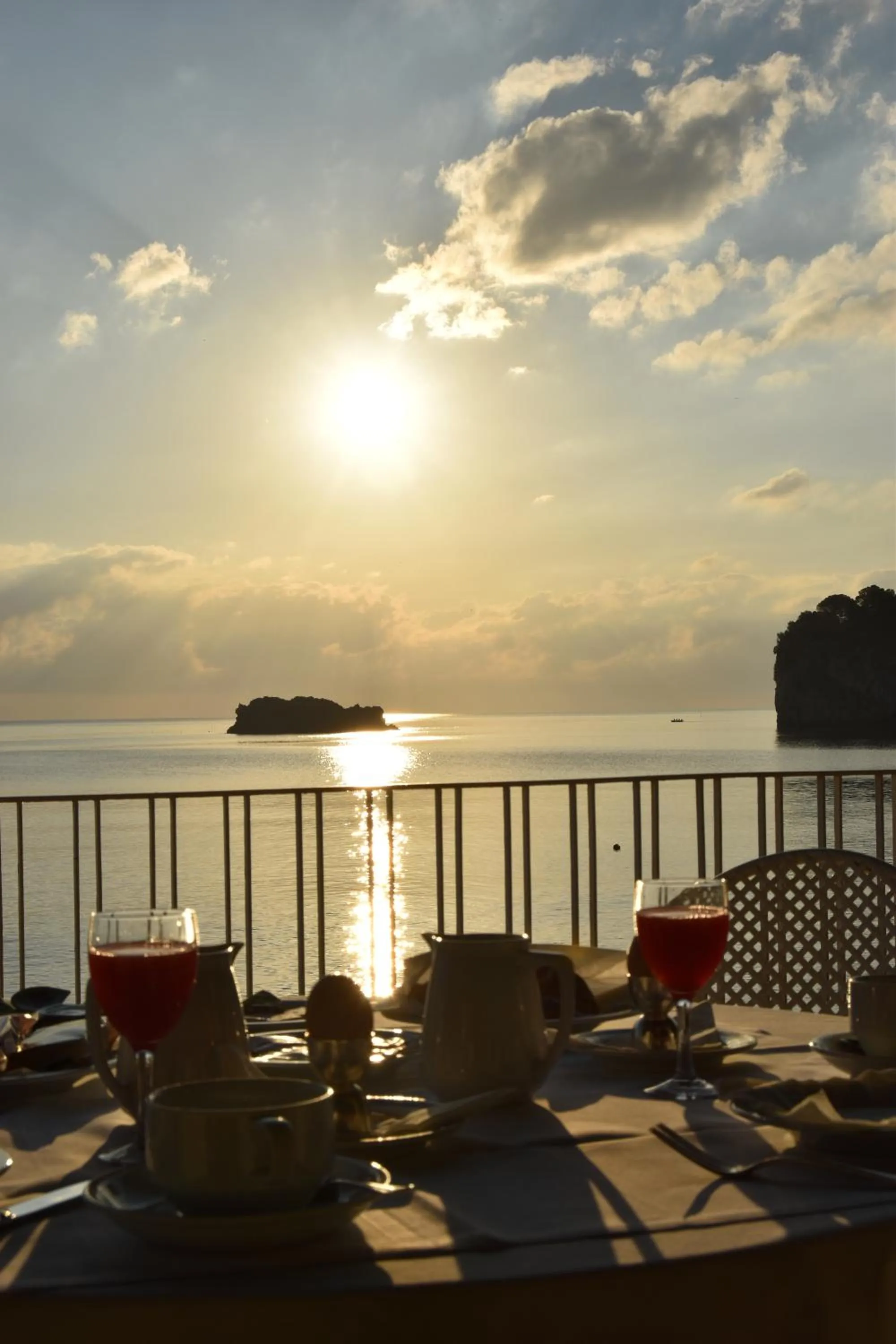 Restaurant/places to eat in Hotel Lido Mediterranee