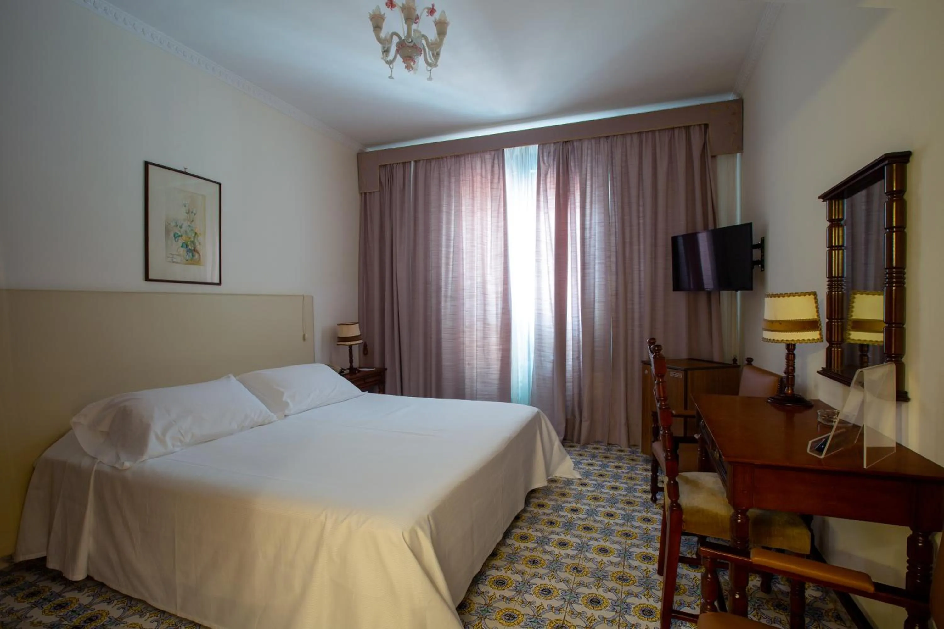 Bedroom, Bed in Hotel Lido Mediterranee