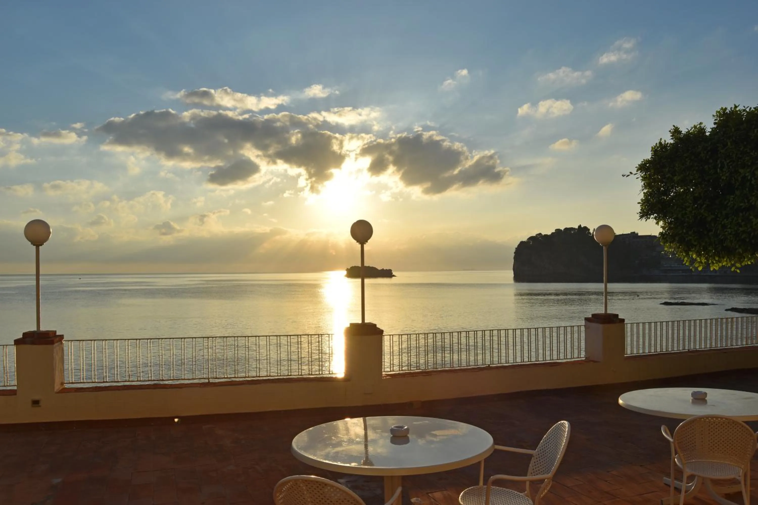 Property building in Hotel Lido Mediterranee