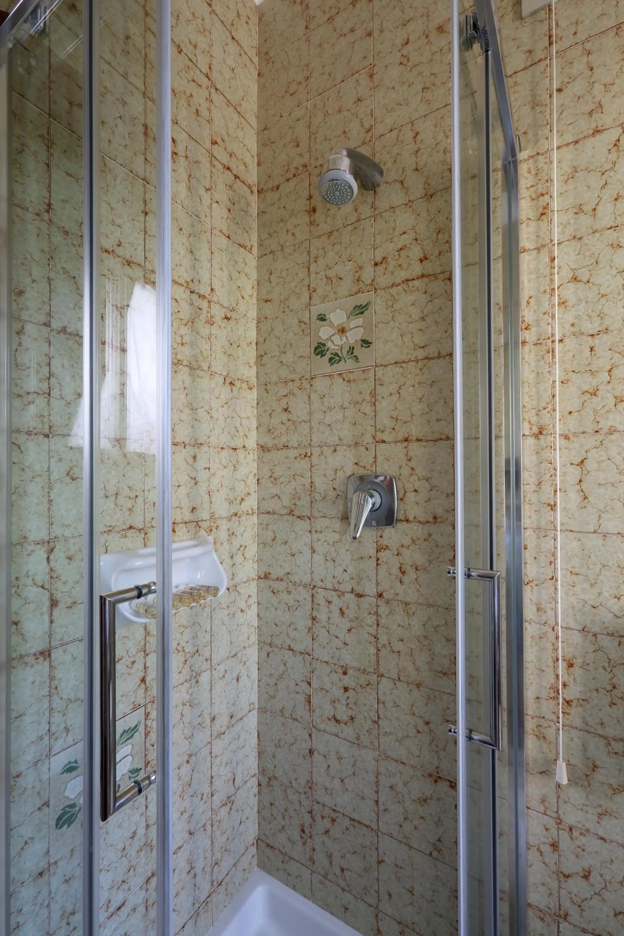 Bathroom in Hotel Lido Mediterranee