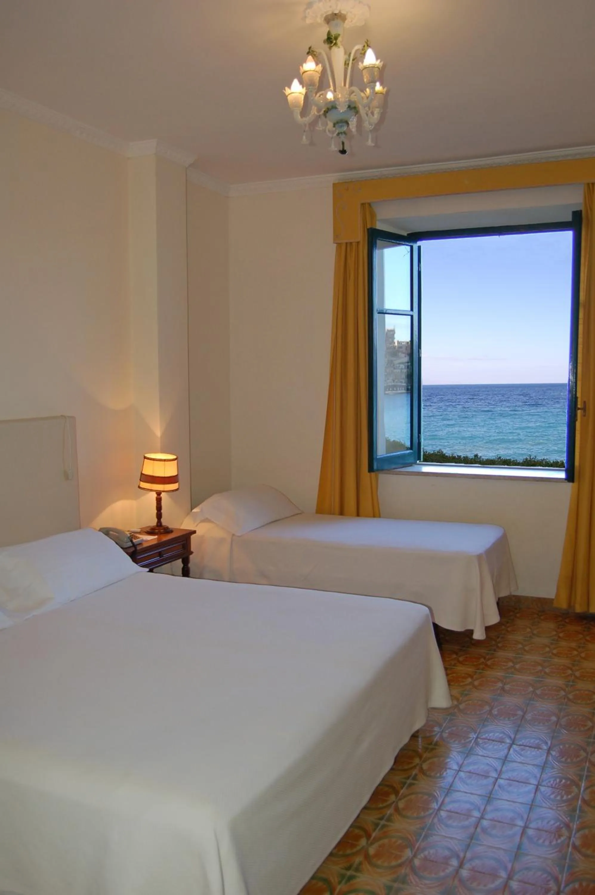 Bedroom, Bed in Hotel Lido Mediterranee